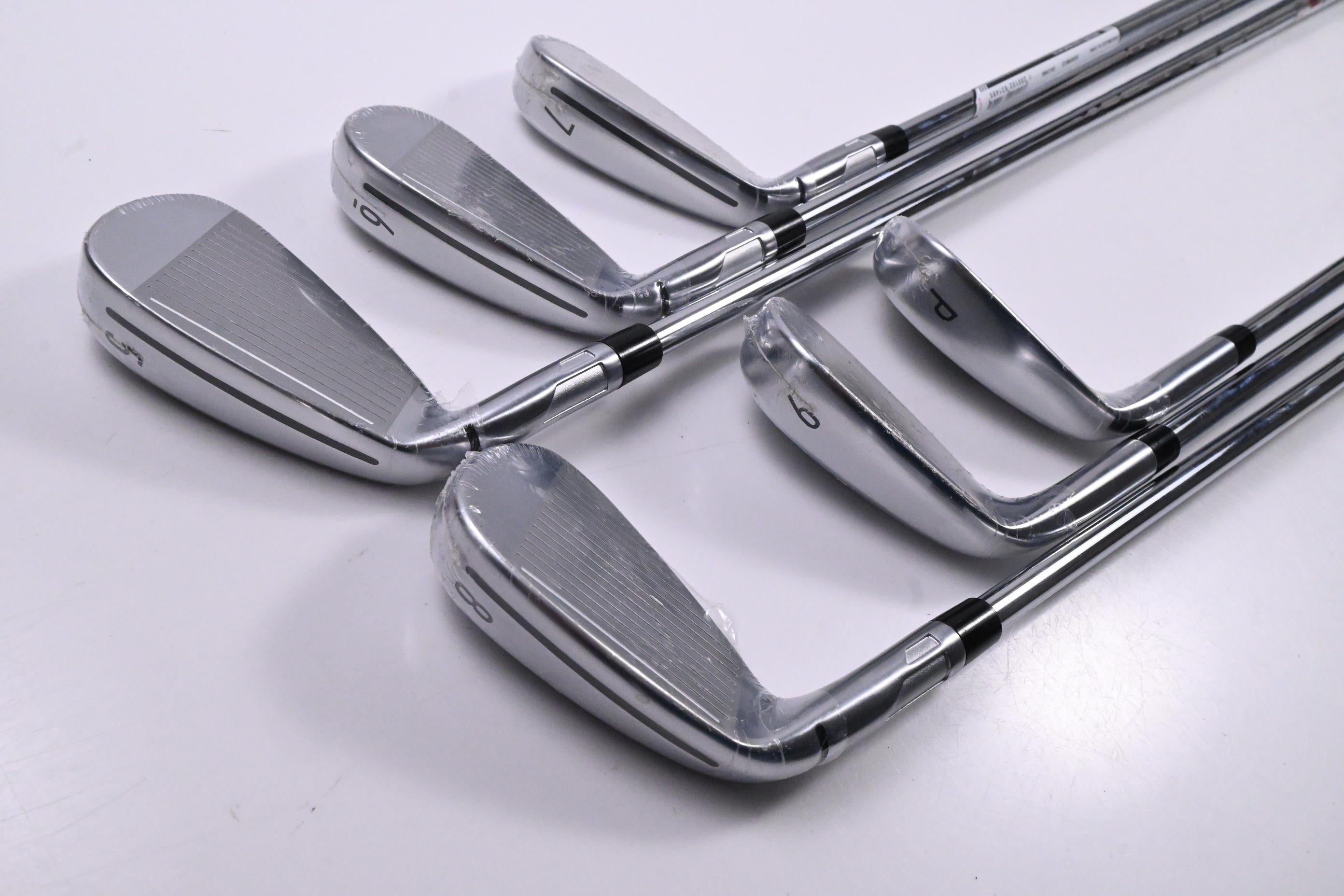 Taylormade Qi Max Irons / 5-PW / Regular Flex KBS MAX MT 85 Shafts