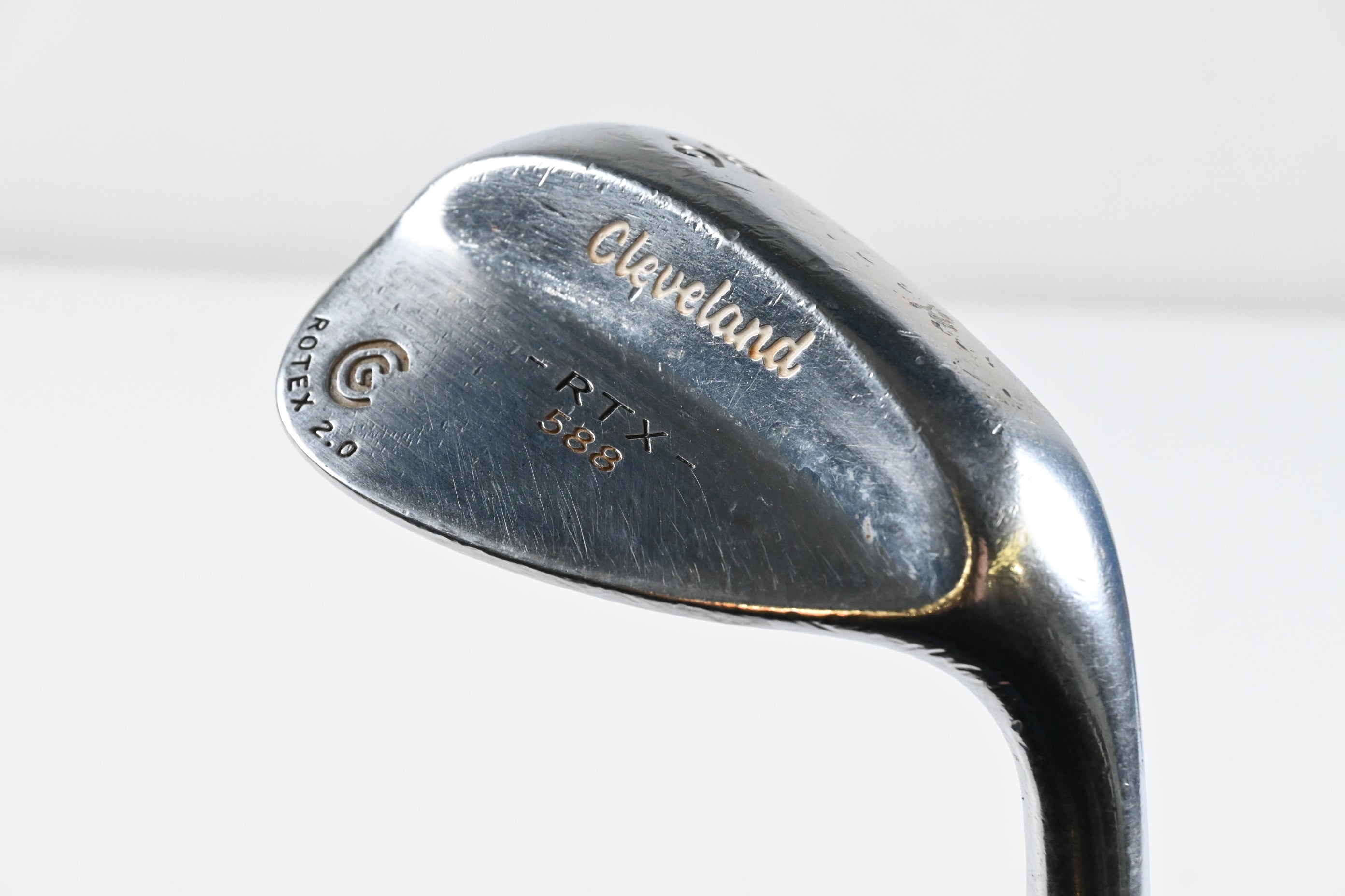 Cleveland 588 RTX Sand Wedge / 56 Degree / Wedge Flex Dynamic Gold Shaft