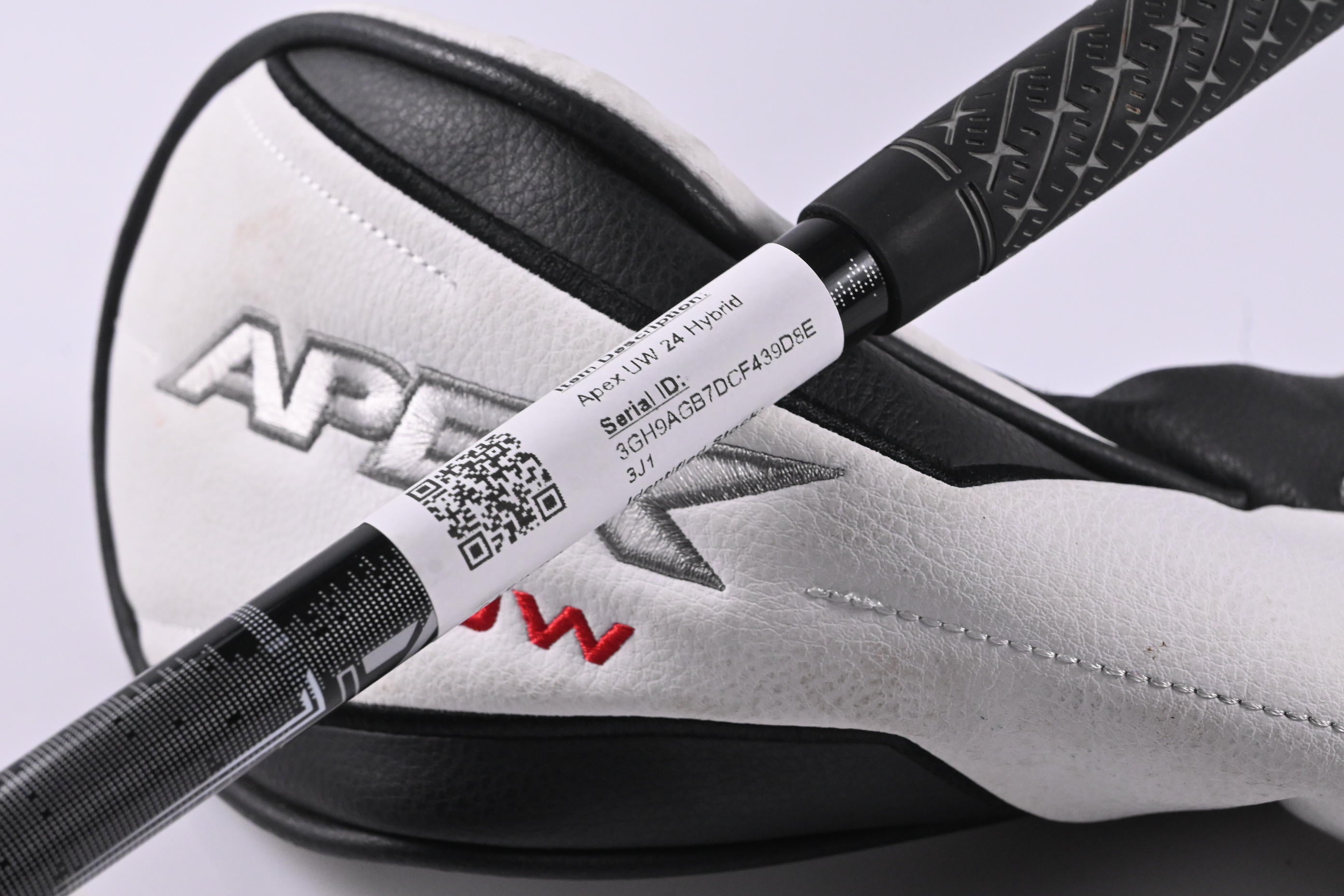 Callaway Apex UW 24 #2 Hybrid / 17 Degree / Stiff Flex MMT 70 Shaft