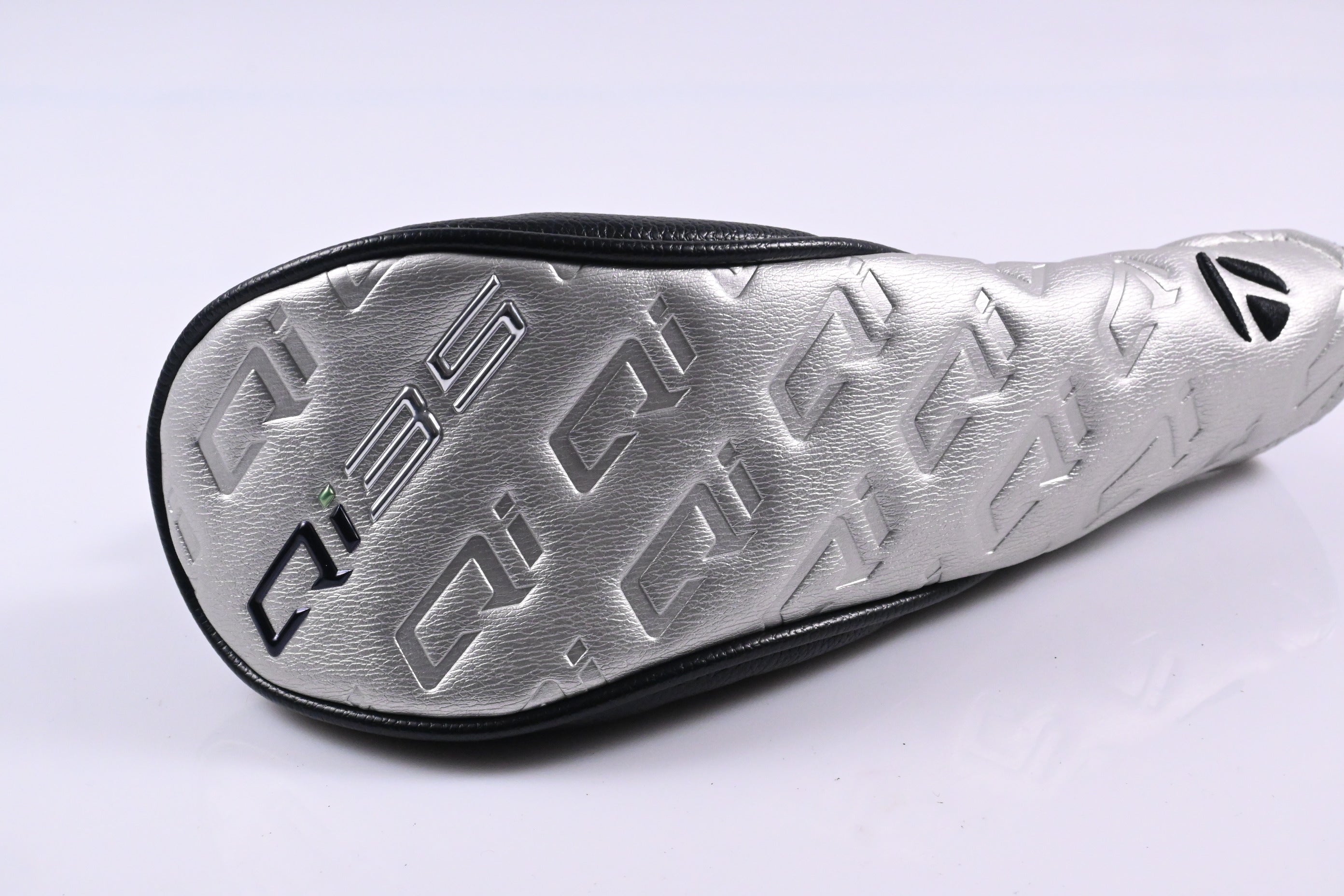 Taylormade Qi35 Max Lite #5 Hybrid / 27 Degree / Senior Flex Vanquish 5 Shaft