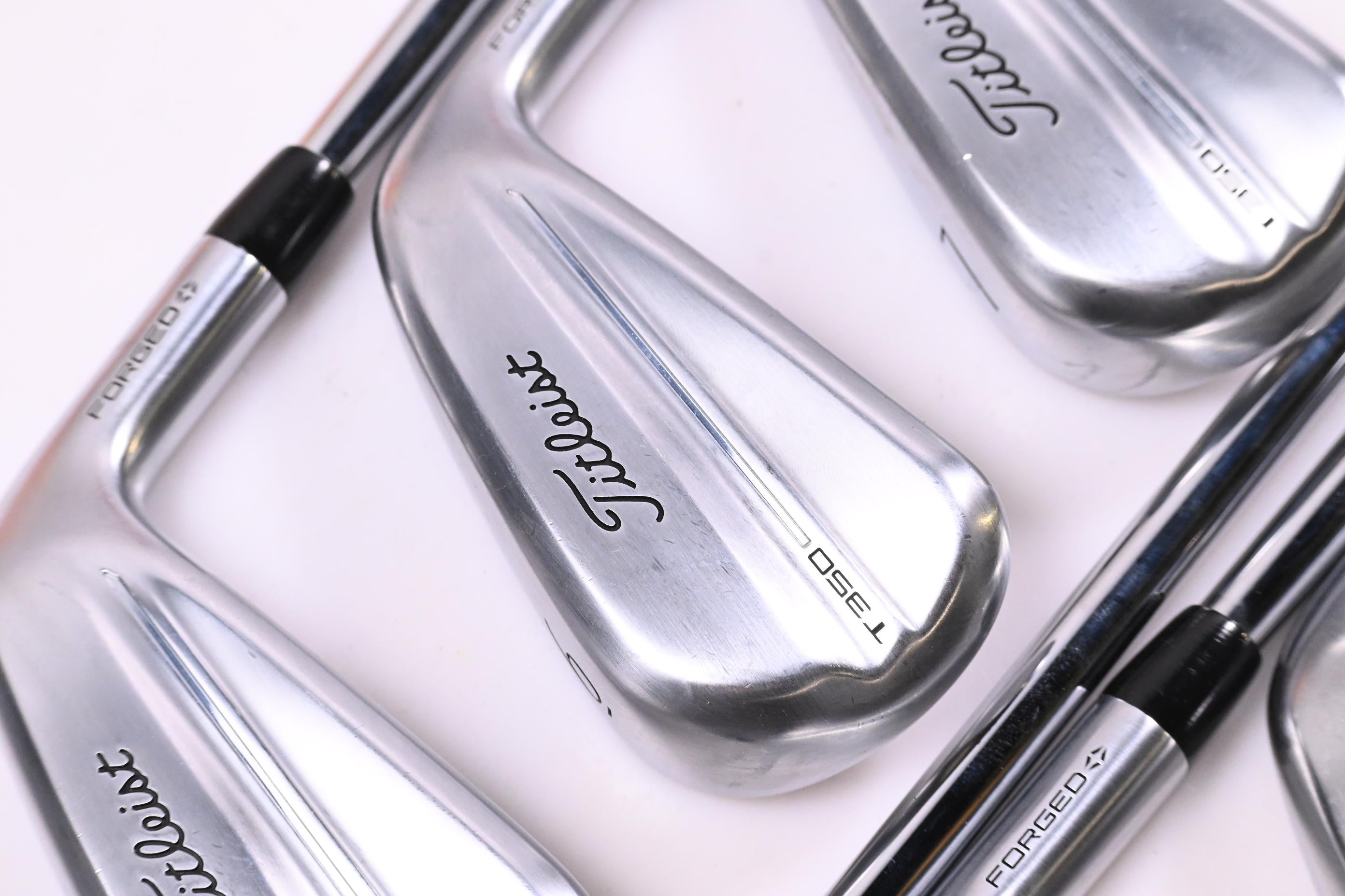 Titleist T350 2025 Irons / 5-PW+48° / Regular Flex AMT Red Shafts