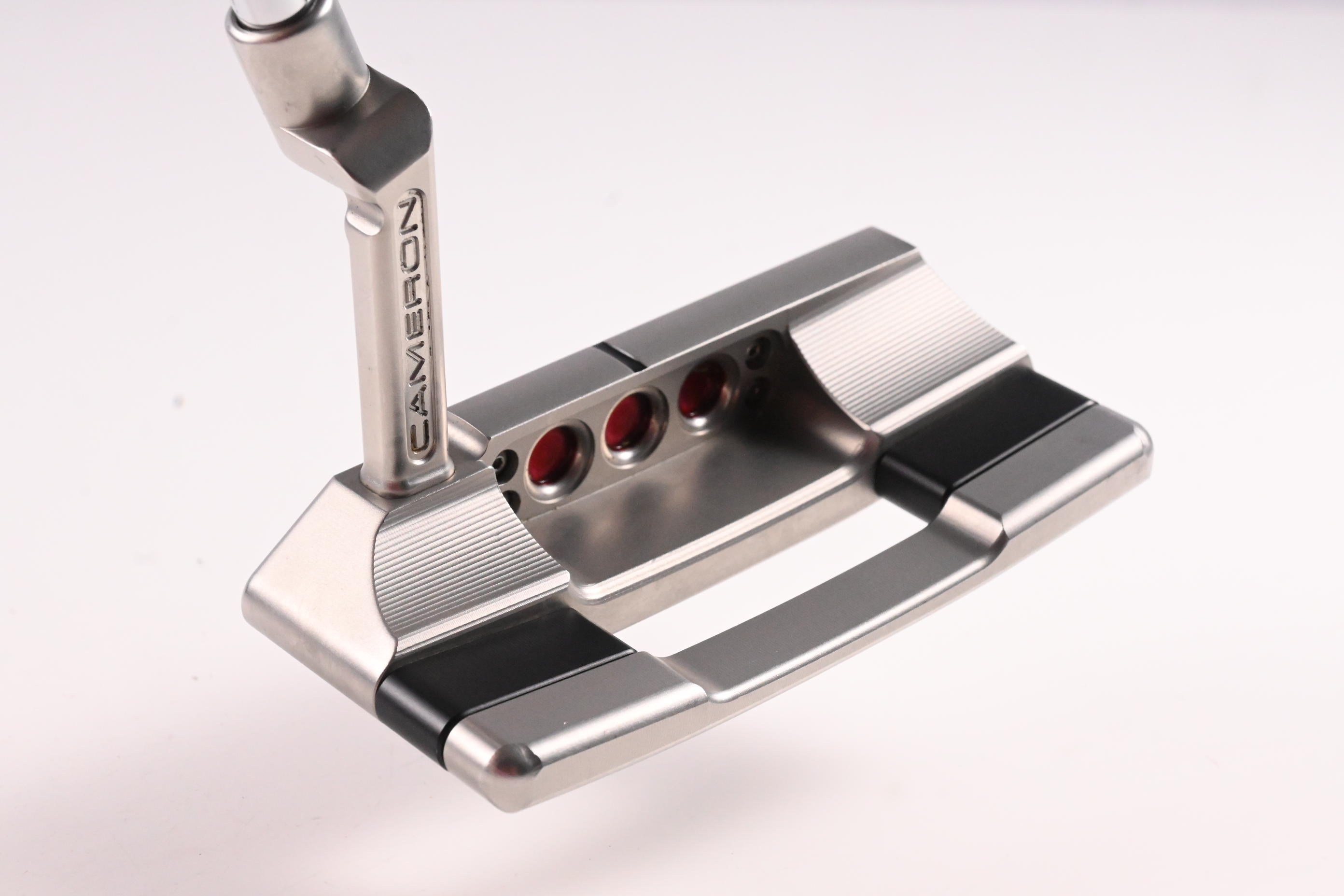 Scotty Cameron 2025 Studio Style Squareback 2 Putter / 33 Inch