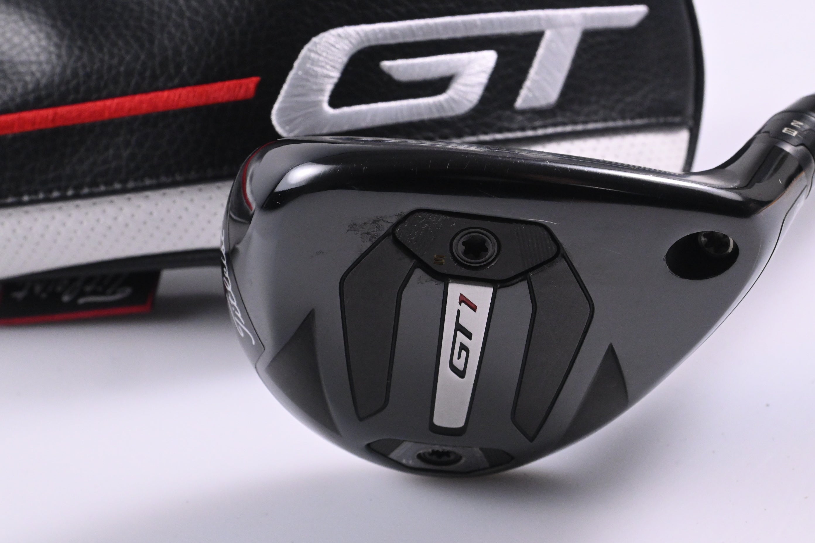 Titleist GT1 #6 Hybrid / 26 Degree / Regular Flex Graphite Design Tour AD HY-85