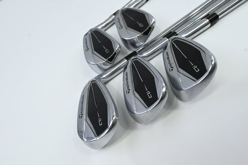 Taylormade Qi Irons / 7-PW+AW / Regular Flex KBS Tour Lite Shafts