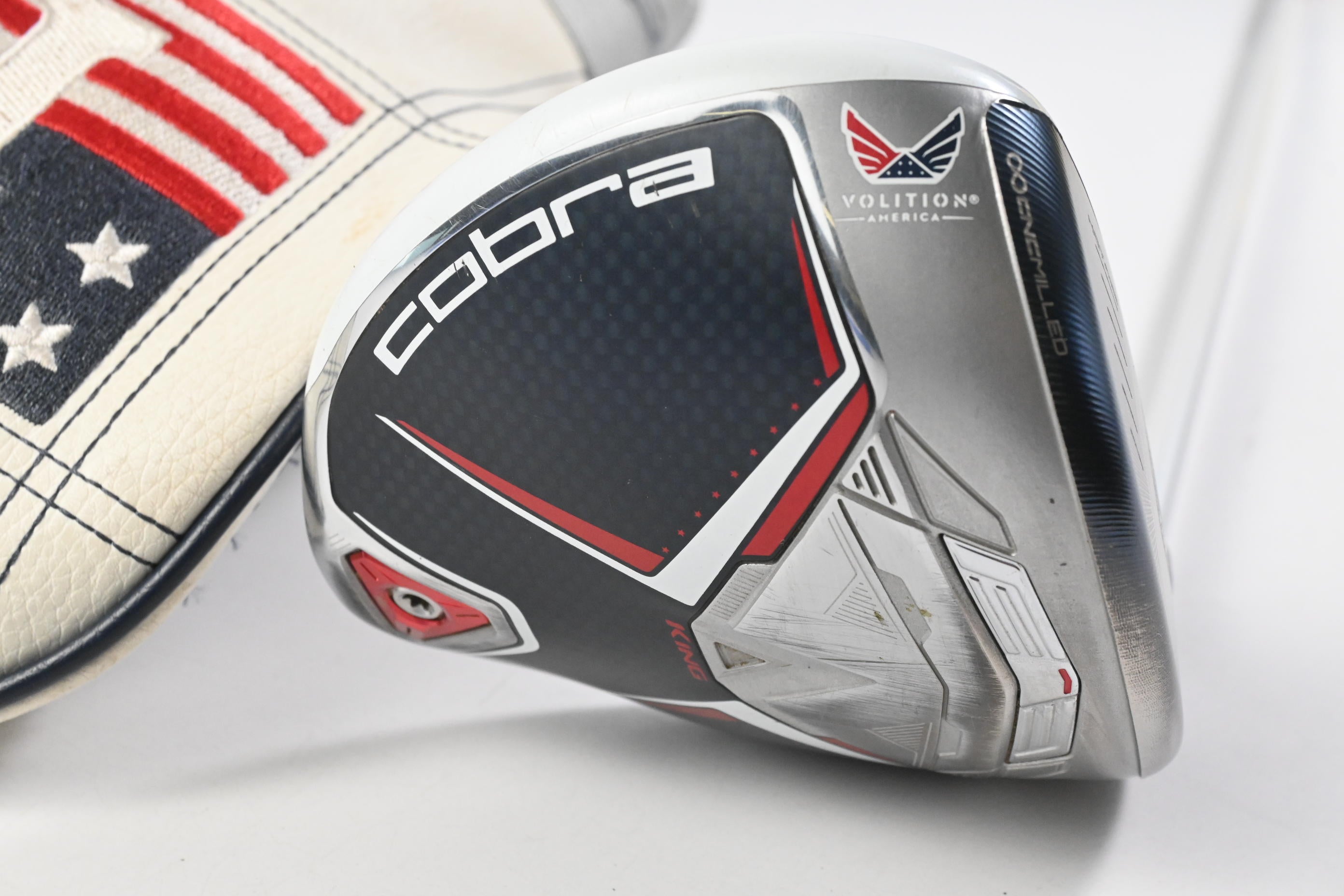 Cobra LTDx Driver / 10.5 Degree / Regular Flex Aldila Ascent 60 Shaft