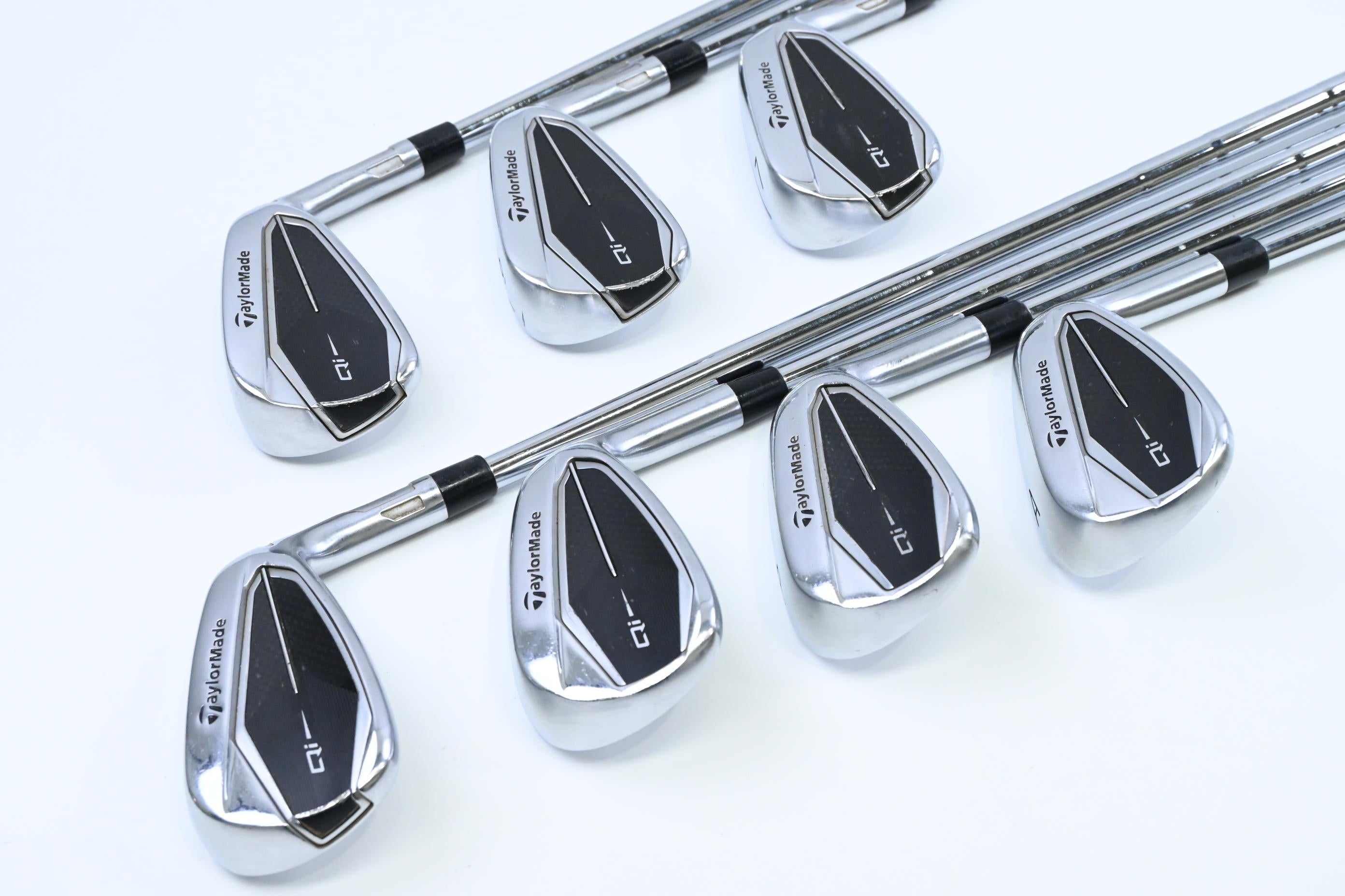 Taylormade Qi Irons / 5-PW+AW / Stiff Flex Dynamic Gold 105 S300 Shafts