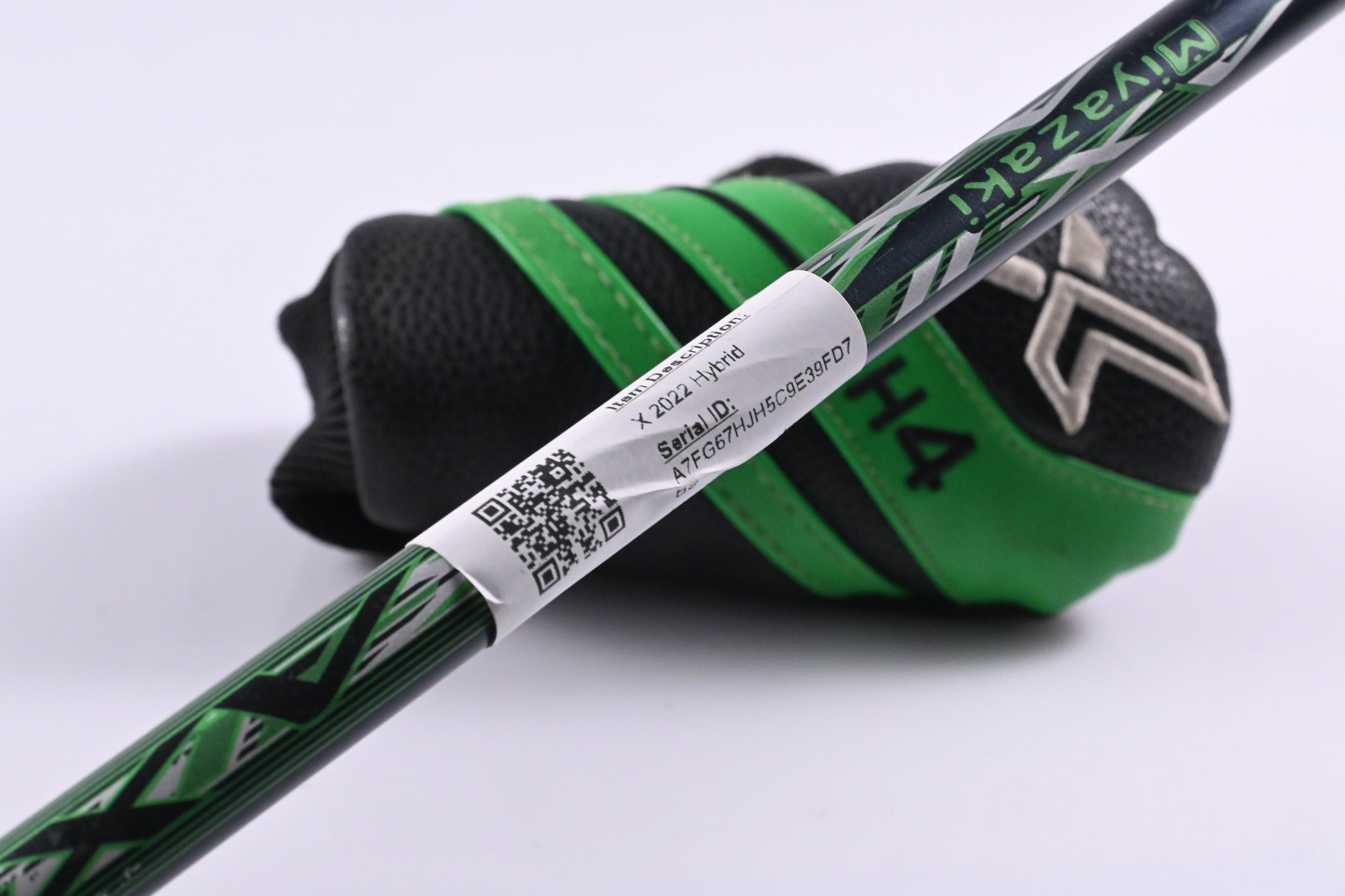 XXIO X 2022 #4 Hybrid / 20 Degree / Stiff Flex Miyazaki AX-II 55 Shaft