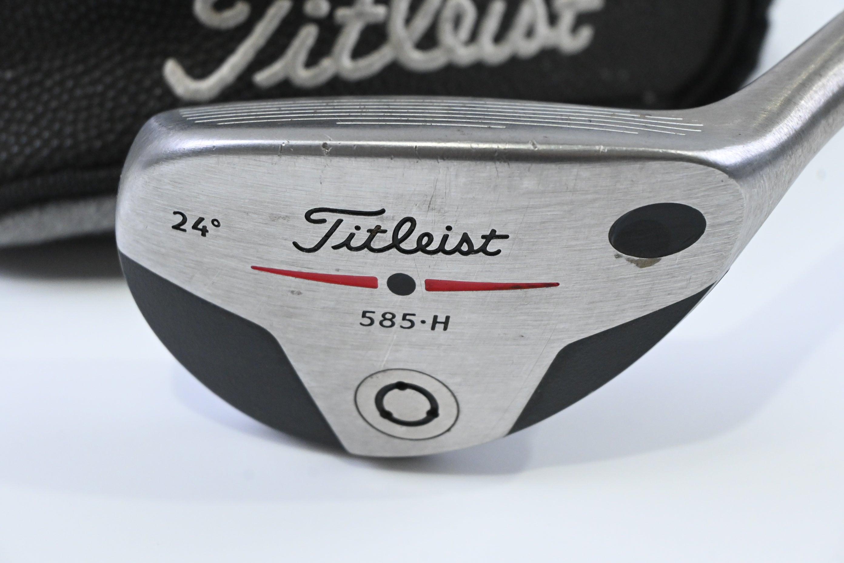 Titleist 585.H #4 Hybrid / 24 Degree / Regular Flex Aldila NV 85 Shaft