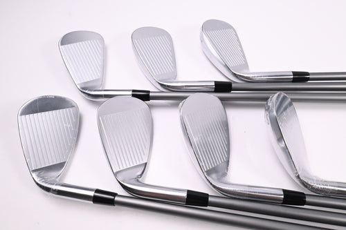 Callaway Quantum Max OS Irons / 5-PW+SW / Regular Flex Denali Frost Silver 60