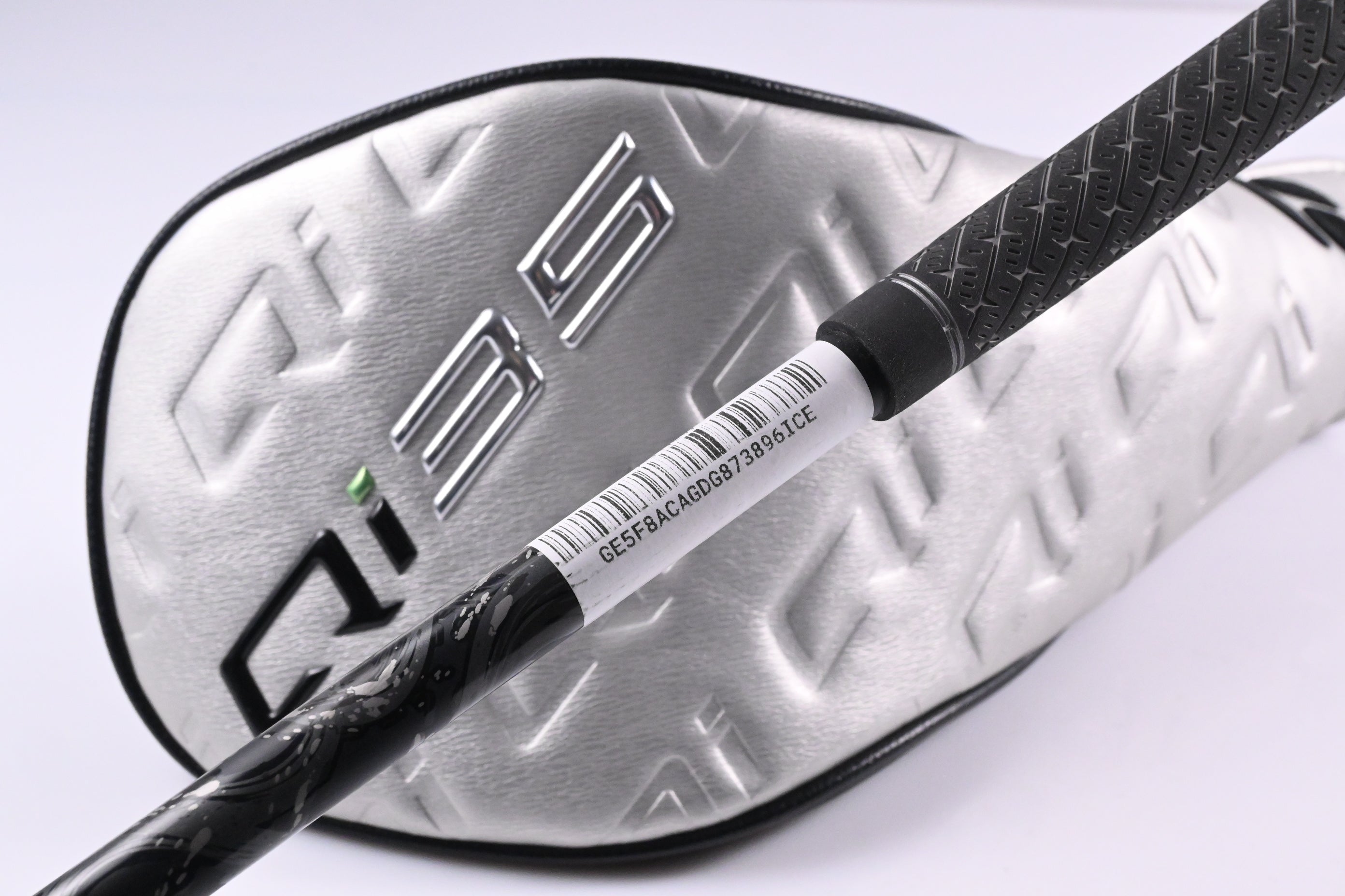 Taylormade Qi35 Driver / 9 Degree / Stiff Flex Kai'li White Dark Waves 60 Shaft