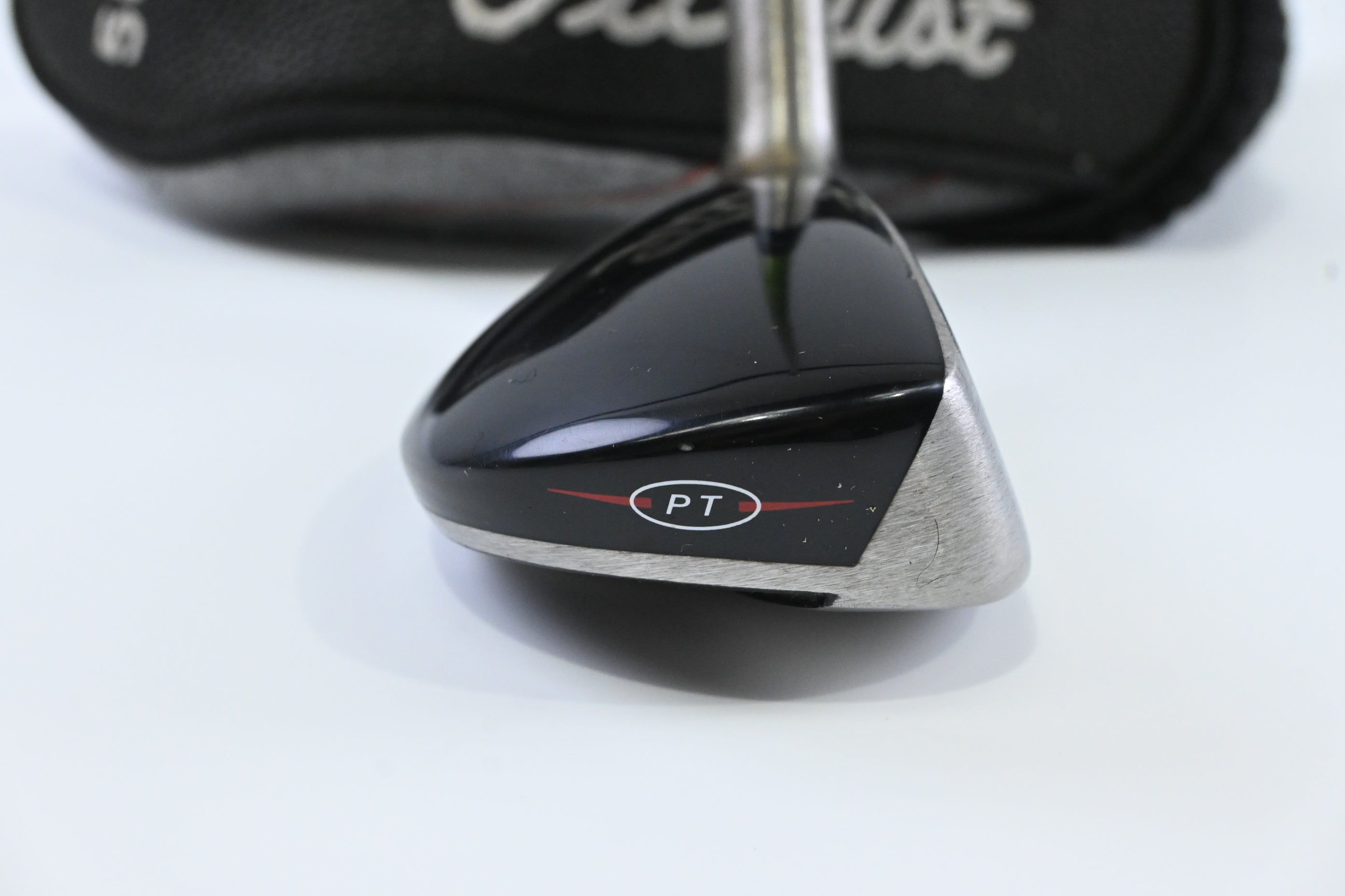 Titleist 585.H #4 Hybrid / 24 Degree / Regular Flex Aldila NV 85 Shaft