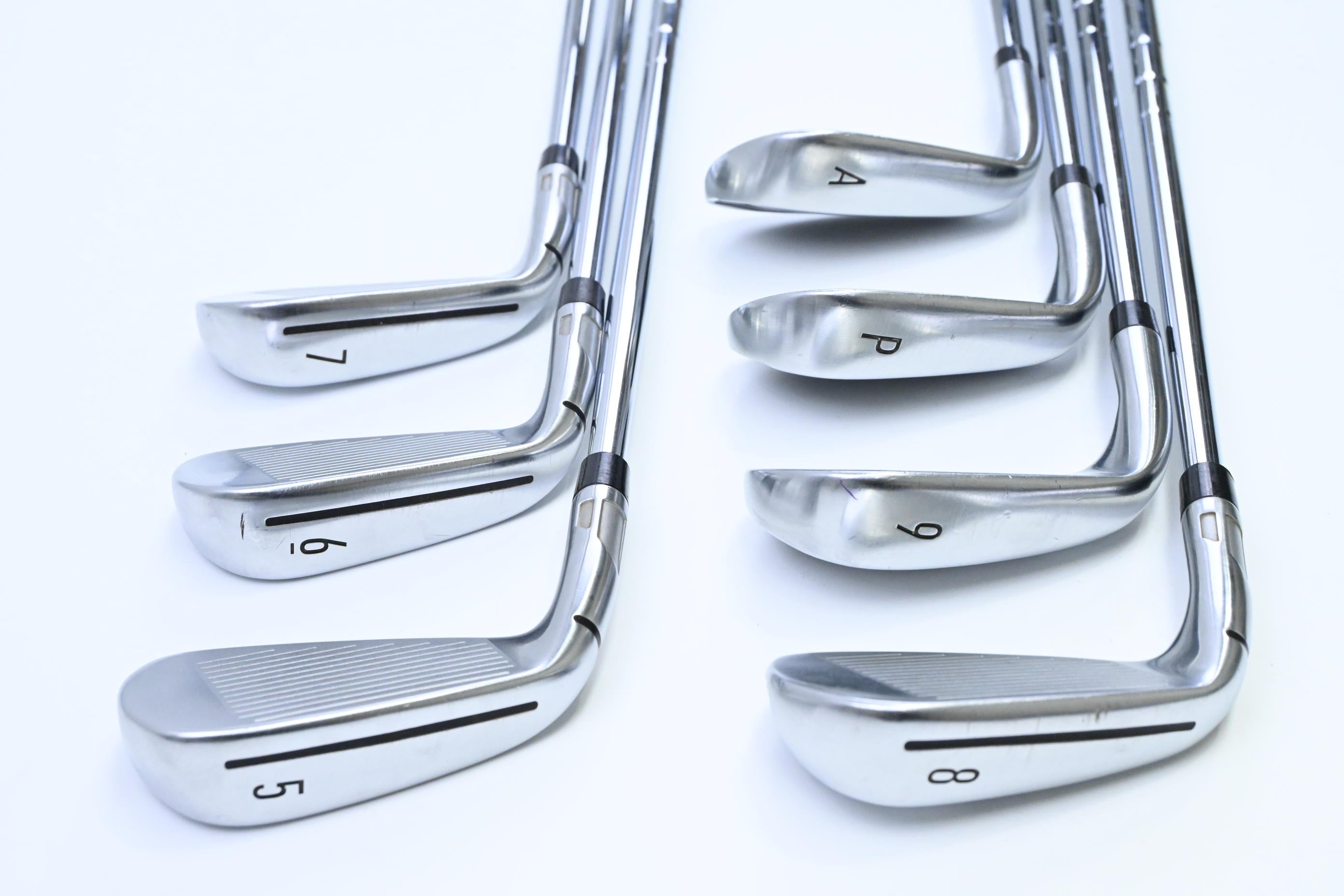 Taylormade Qi Irons / 5-PW+AW / Stiff Flex Dynamic Gold 105 S300 Shafts