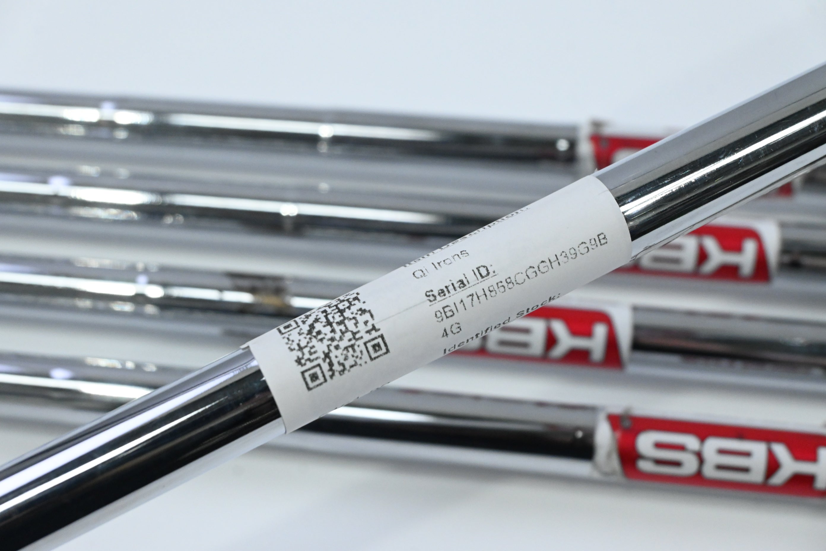 Taylormade Qi Irons / 7-PW+AW / Regular Flex KBS Tour Lite Shafts