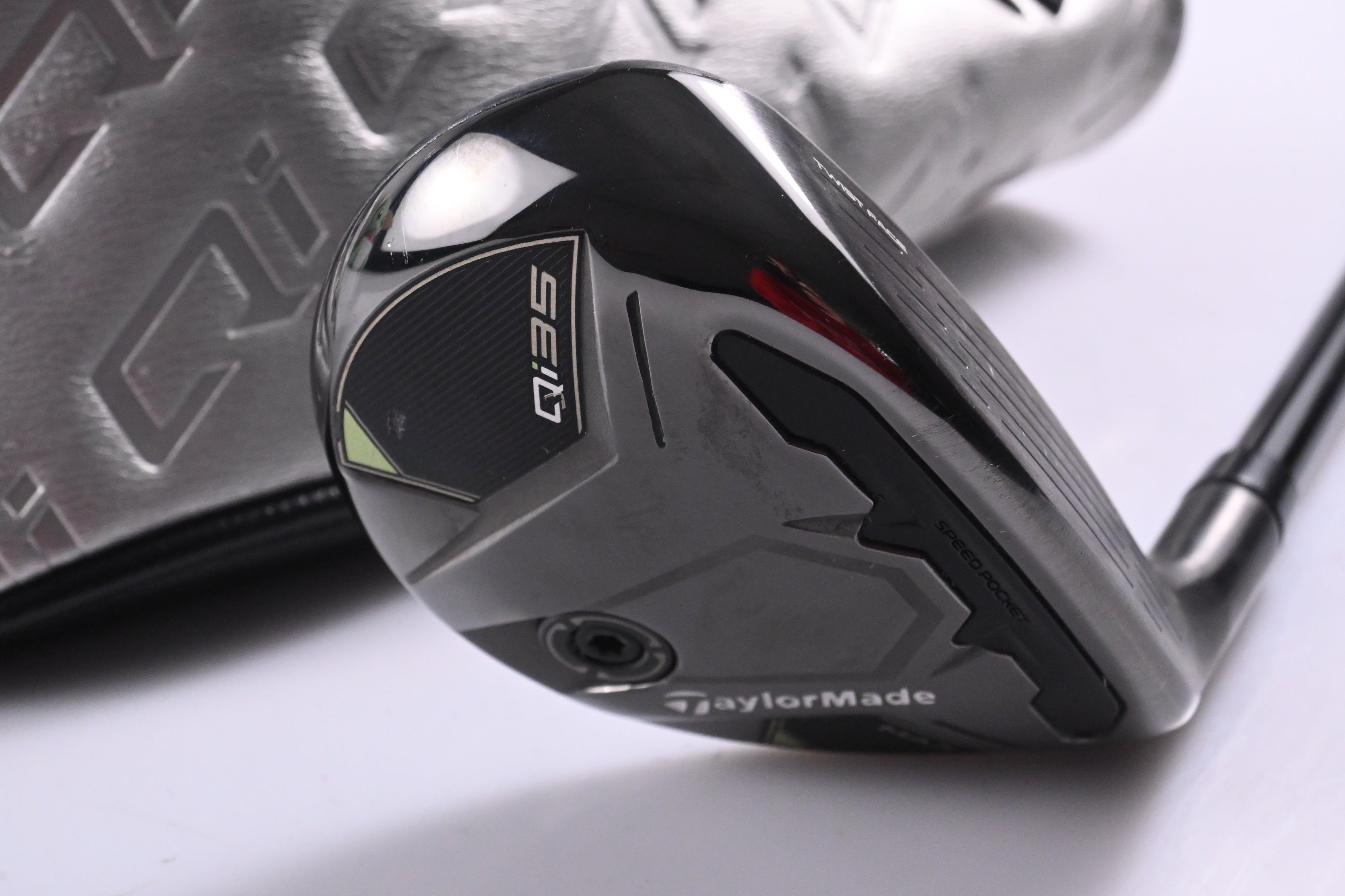 Taylormade Qi35 Max #4 Hybrid / 23 Degree / Senior Flex UST 70 Shaft