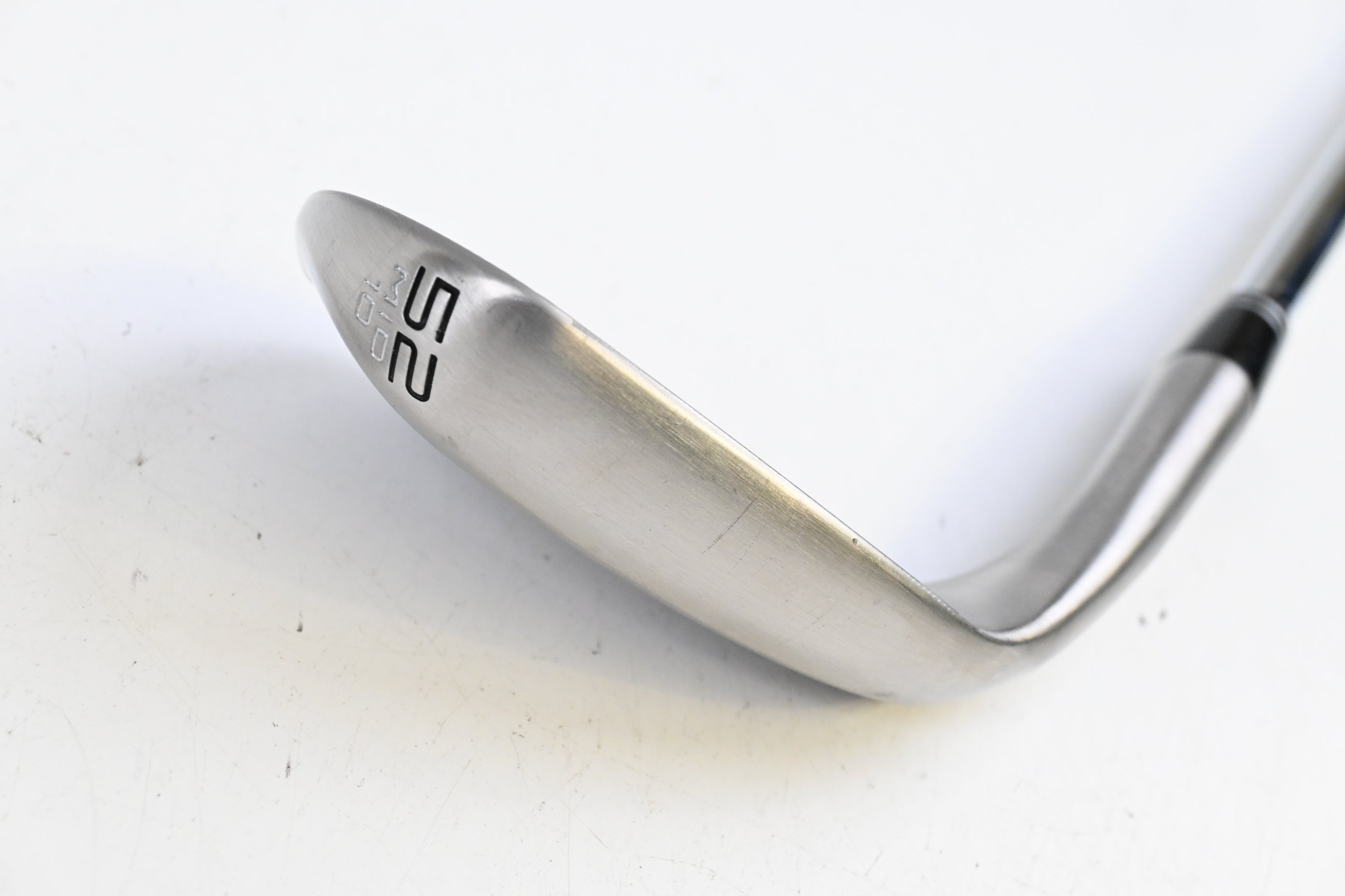 Cleveland RTZ Tour Rack Gap Wedge / 52 Degree / Wedge Flex Dynamic Gold Spinner