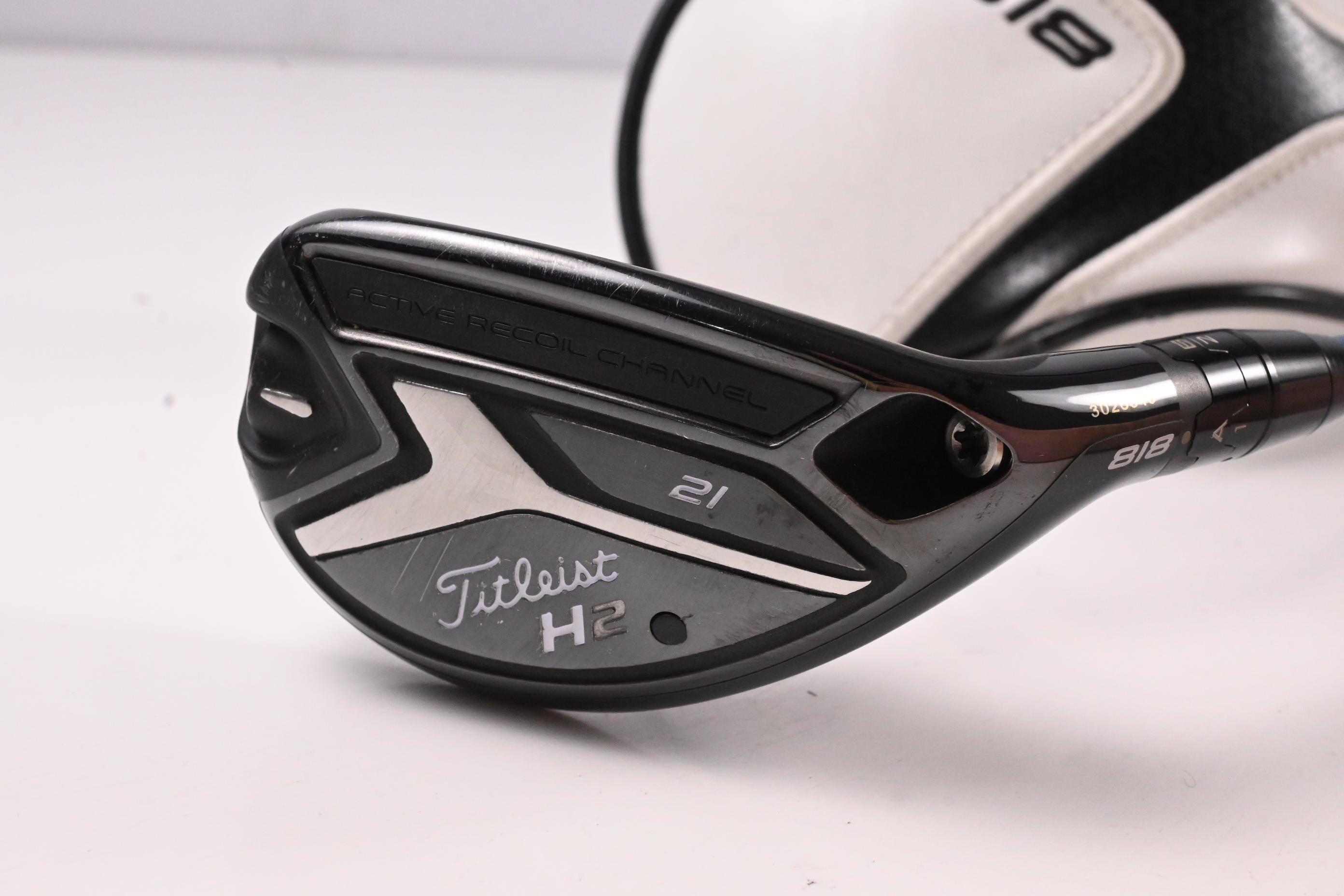 Titleist 818 H2 #3 Hybrid / 21 Degree /  Stiff Flex EvenFlow Blue 85 Shaft