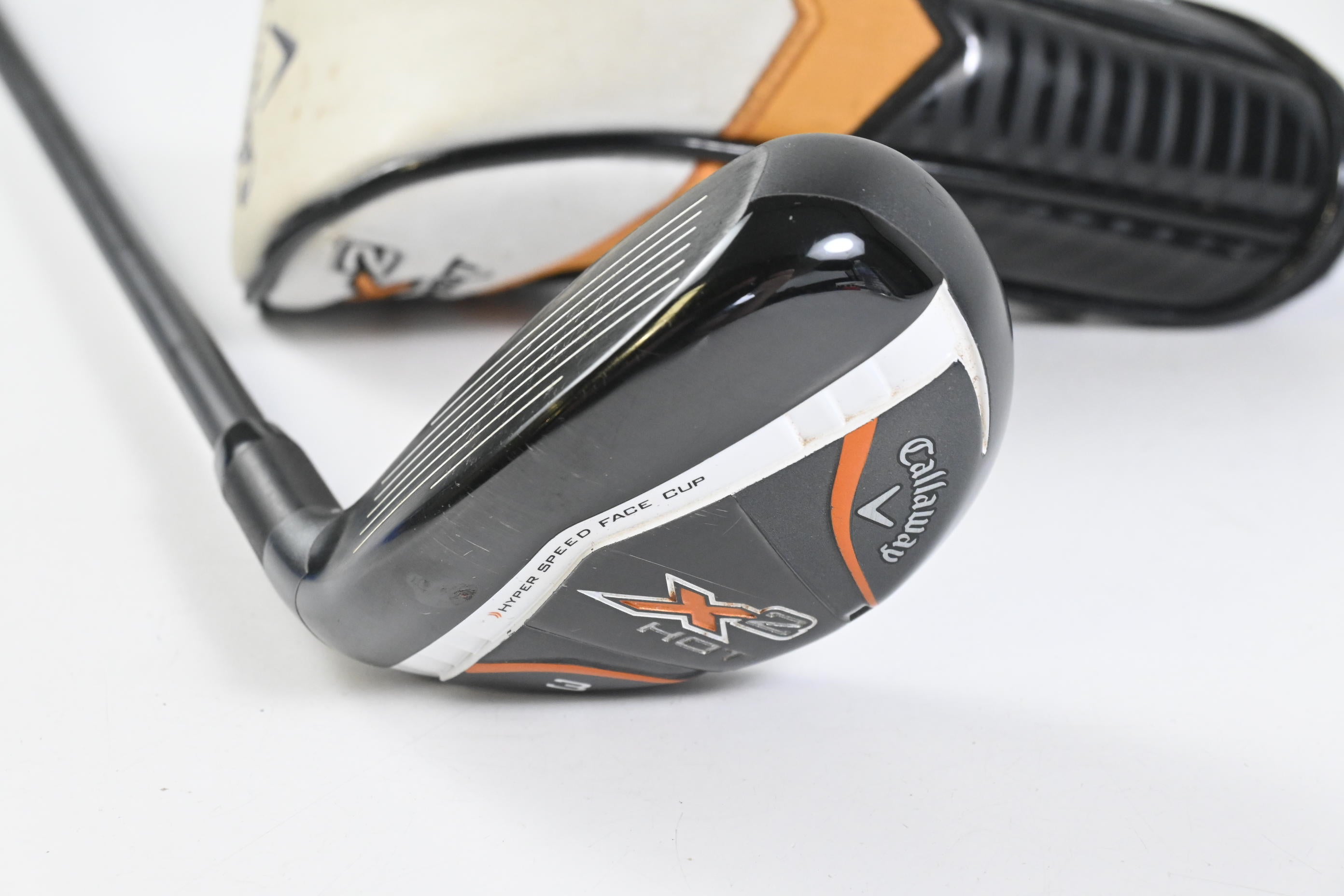 Left Hand Callaway X2 Hot #3 Hybrid / 19 Degree / Regular Flex Callaway 60 Shaft
