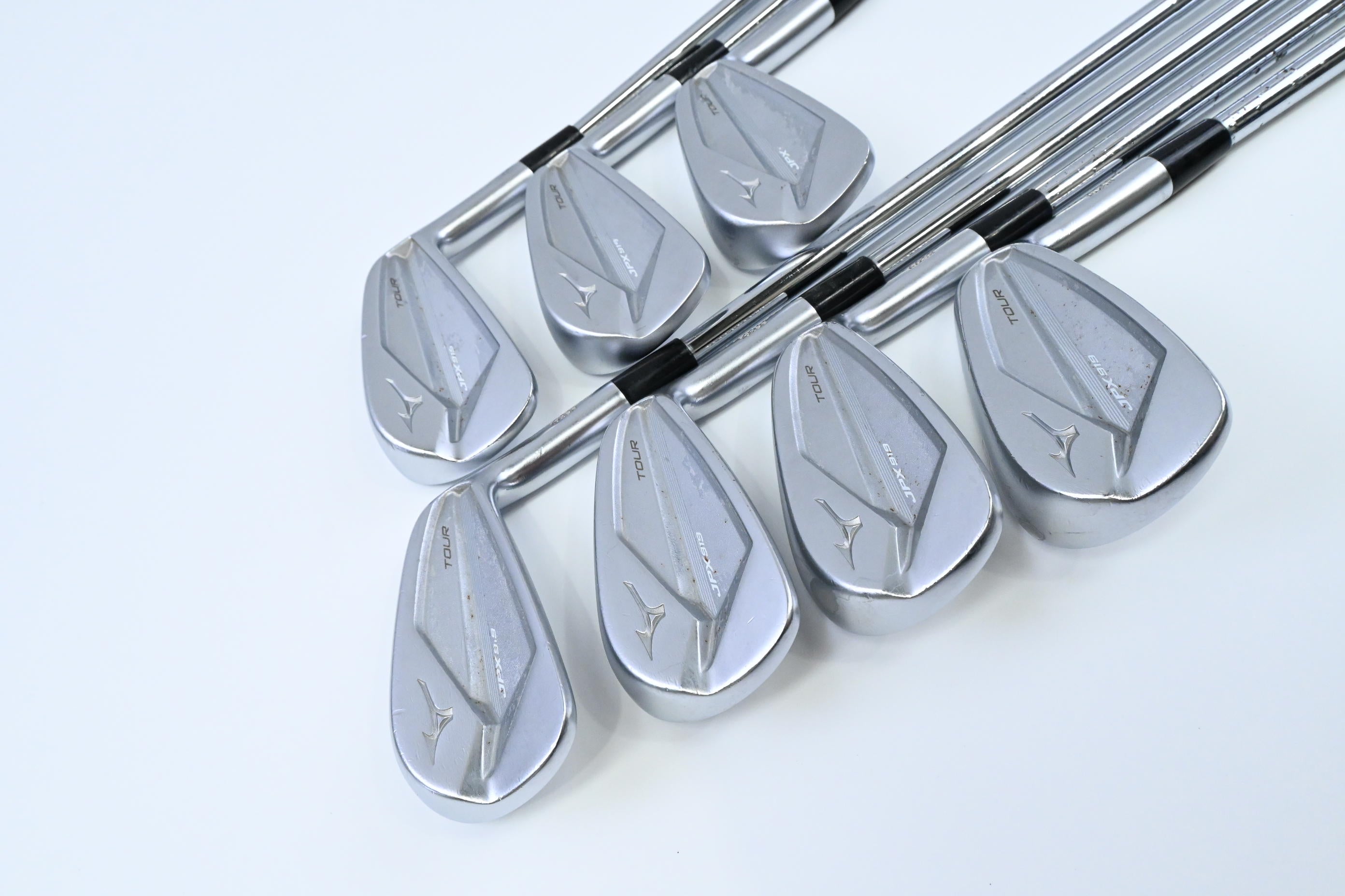Mizuno JPX 919 Tour Irons / 4-PW / Stiff Flex Dynamic Gold 120 S300 Shafts