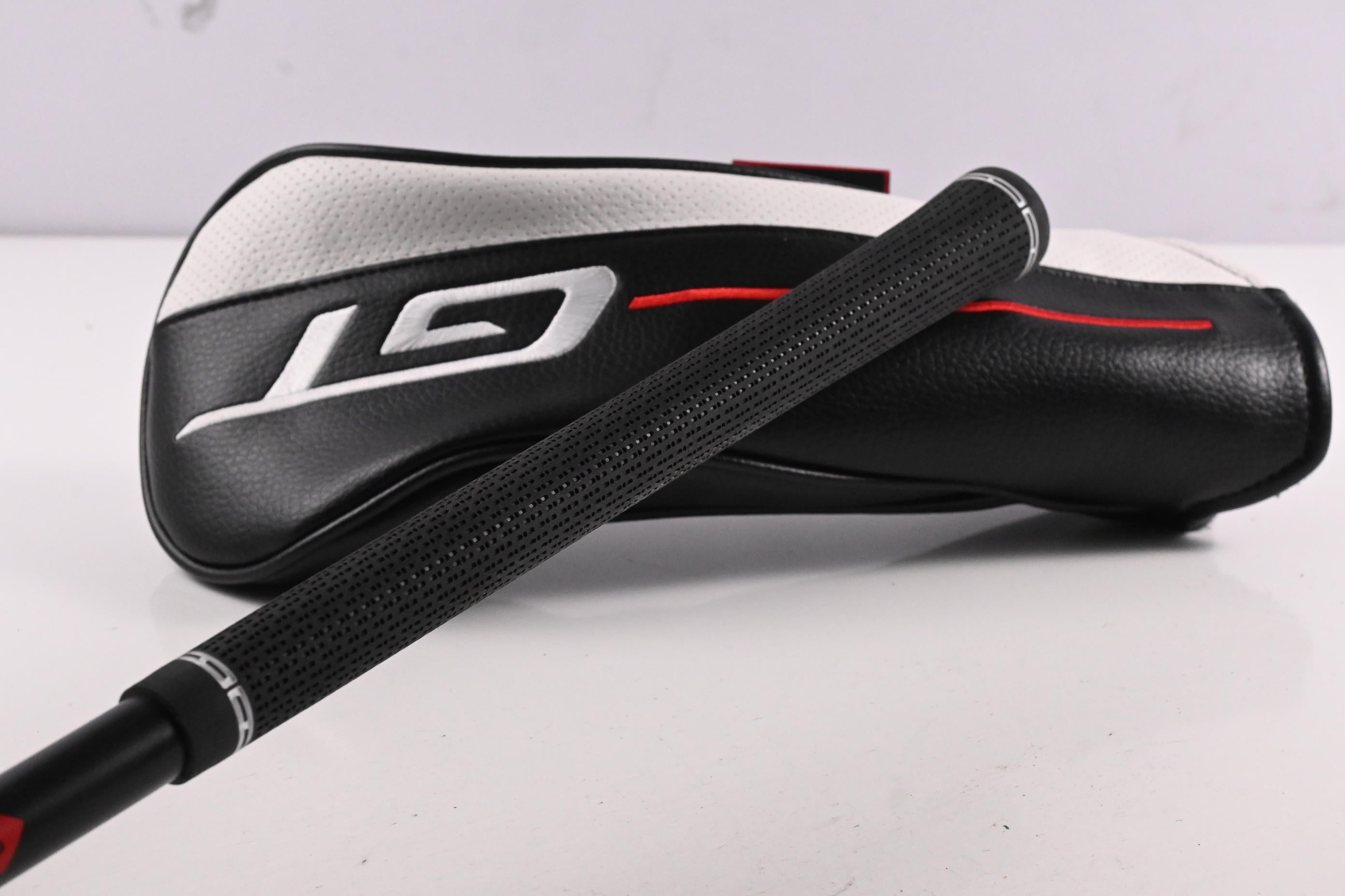 Titleist GT2 #3 Wood / 15 Degree / Stiff Flex HZRDUS Black 70 Shaft