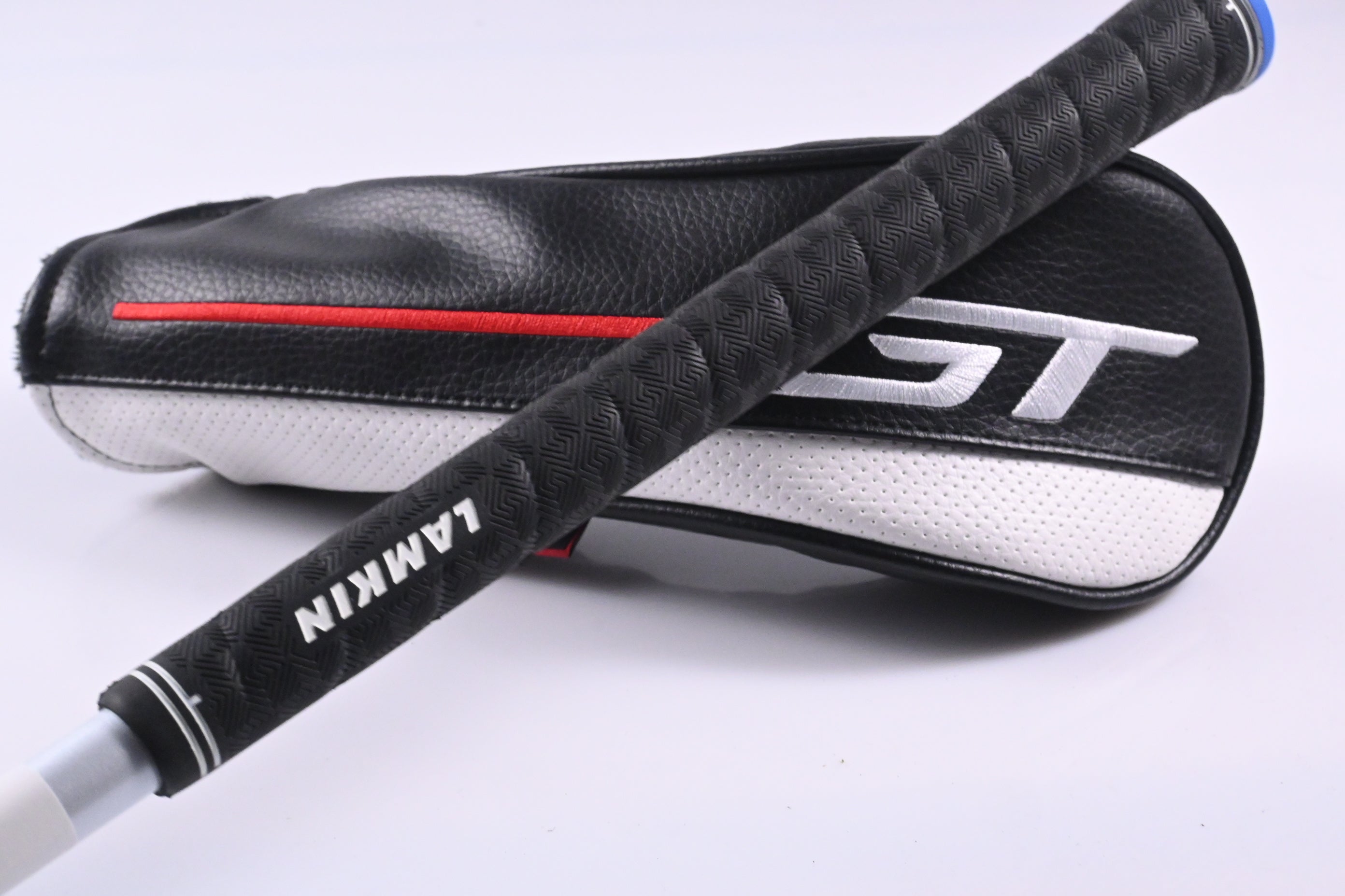 Titleist GT1 #6 Hybrid / 26 Degree / Regular Flex Graphite Design Tour AD HY-85