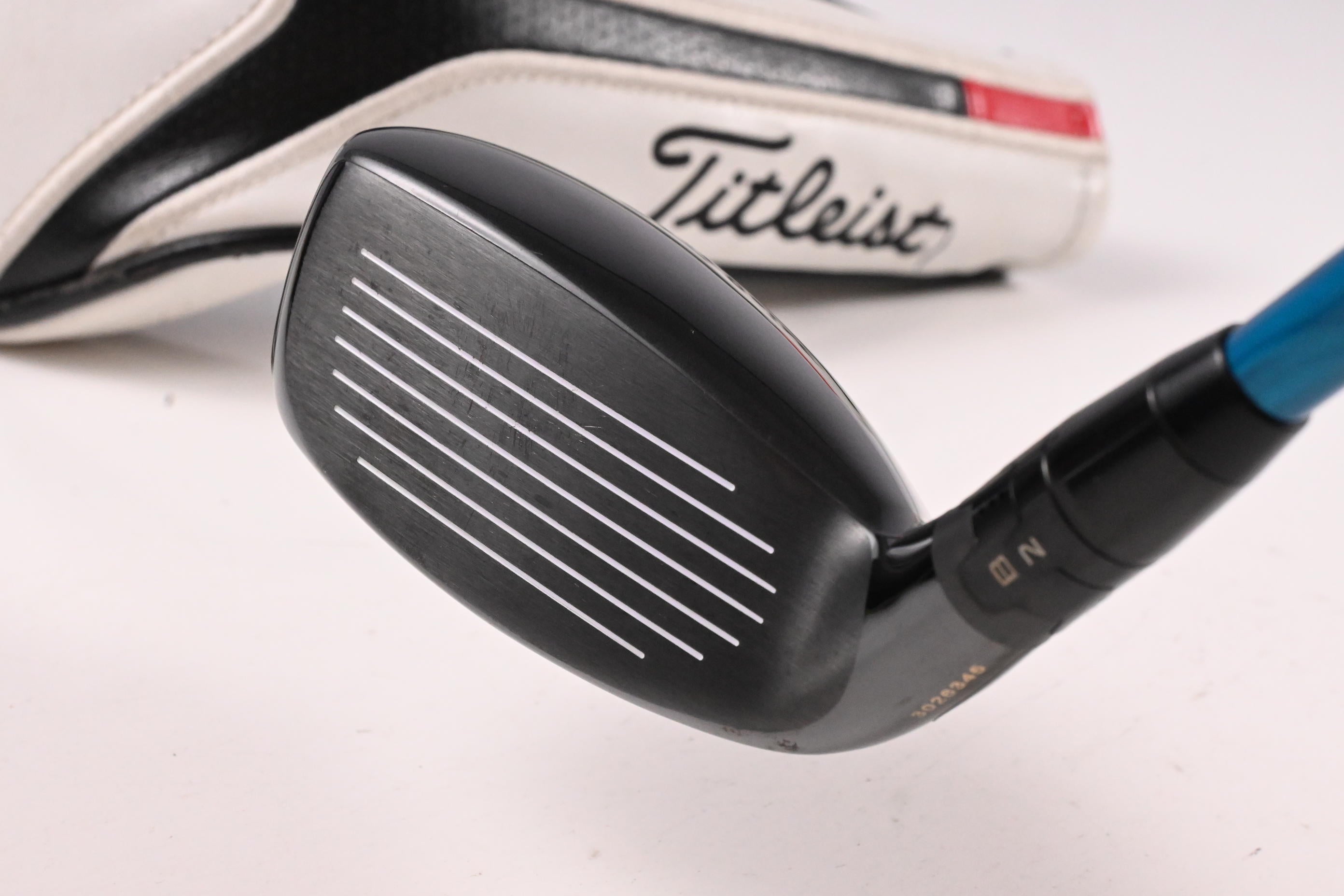 Titleist 818 H2 #3 Hybrid / 21 Degree /  Stiff Flex EvenFlow Blue 85 Shaft