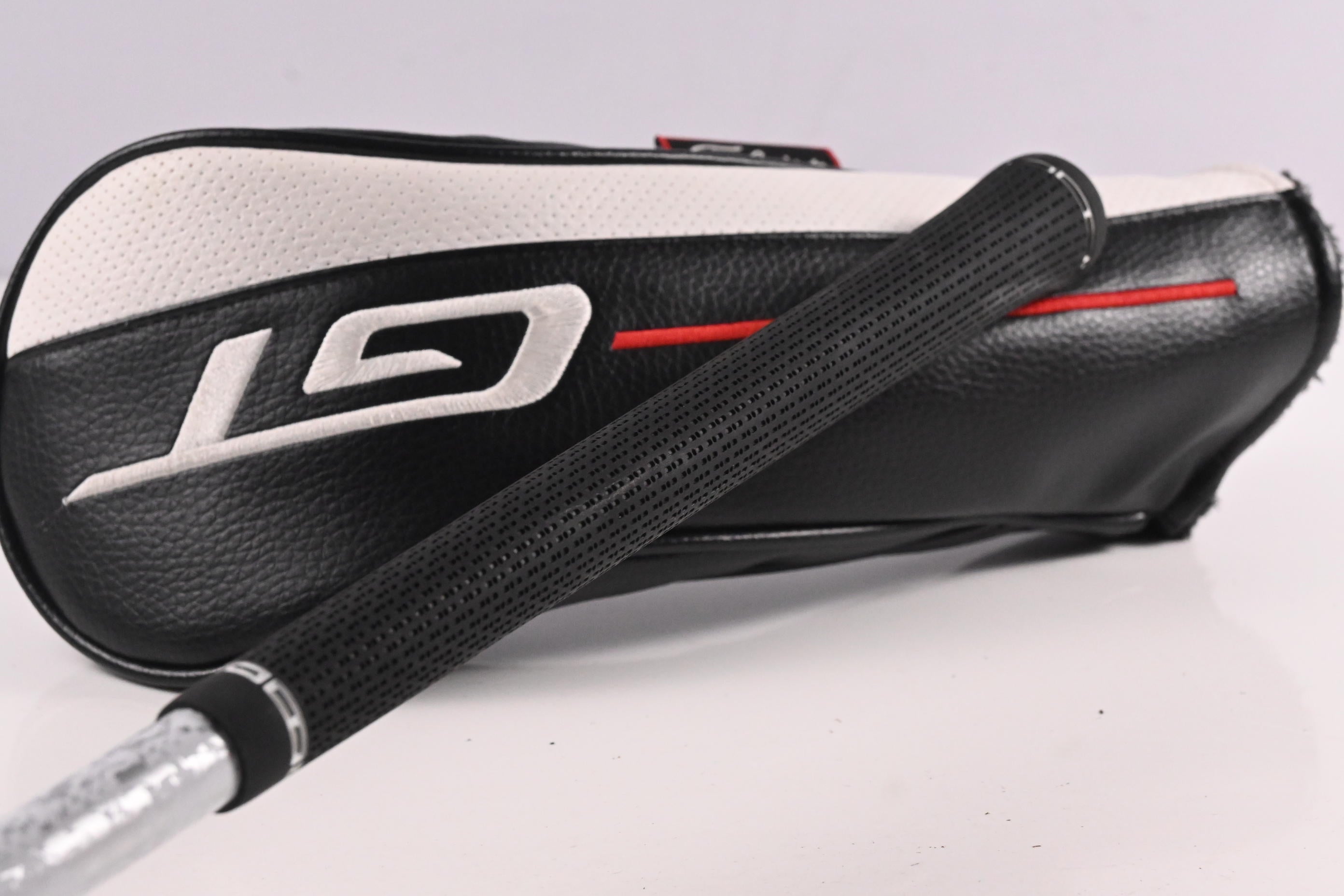 Titleist GT2 #5 Wood / 18 Degree / Regular Flex Project X Denali Red 60 Shaft