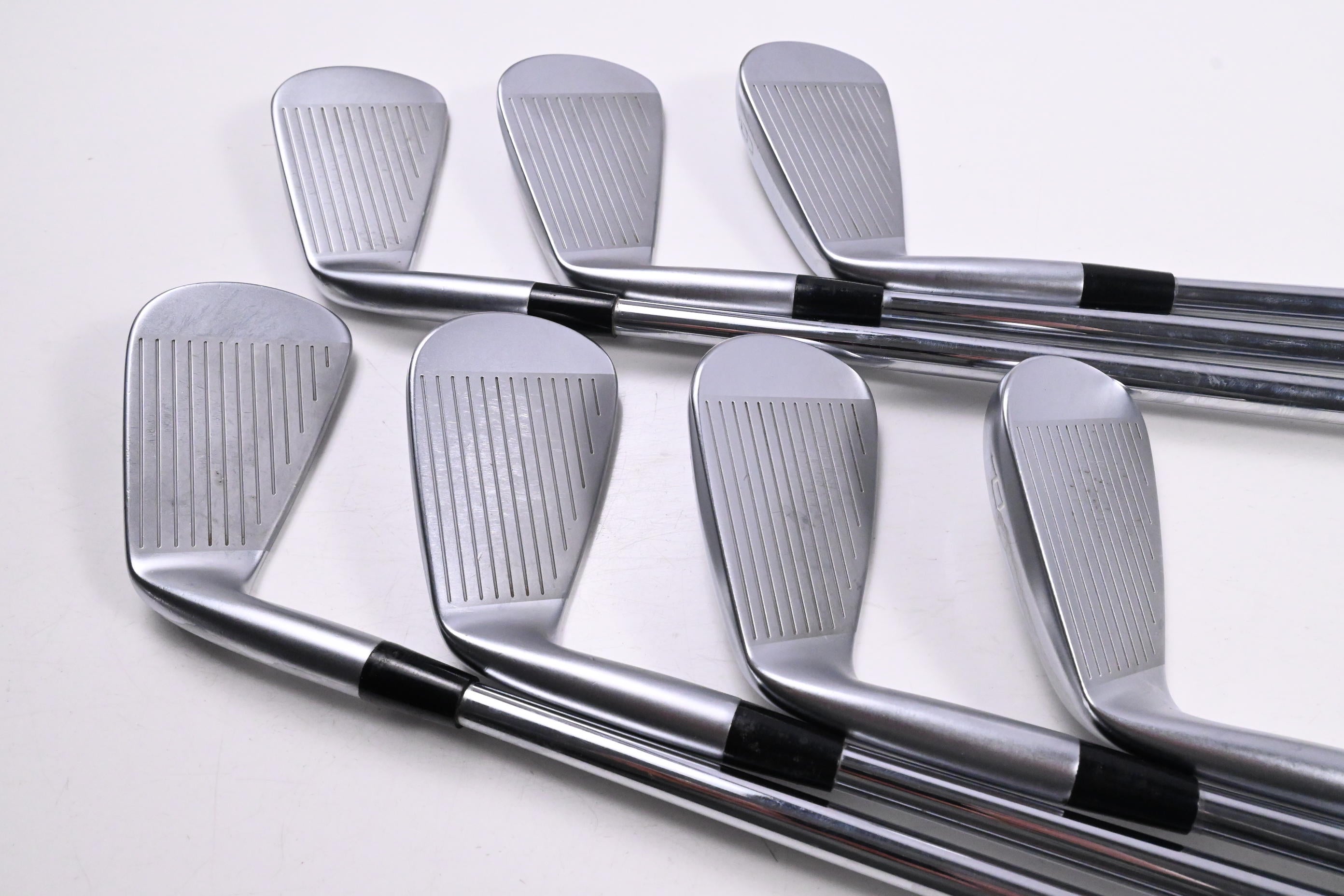 Mizuno Pro S-3 Irons / 4-PW / Stiff Flex Dynamic Gold 105 S300 Shafts