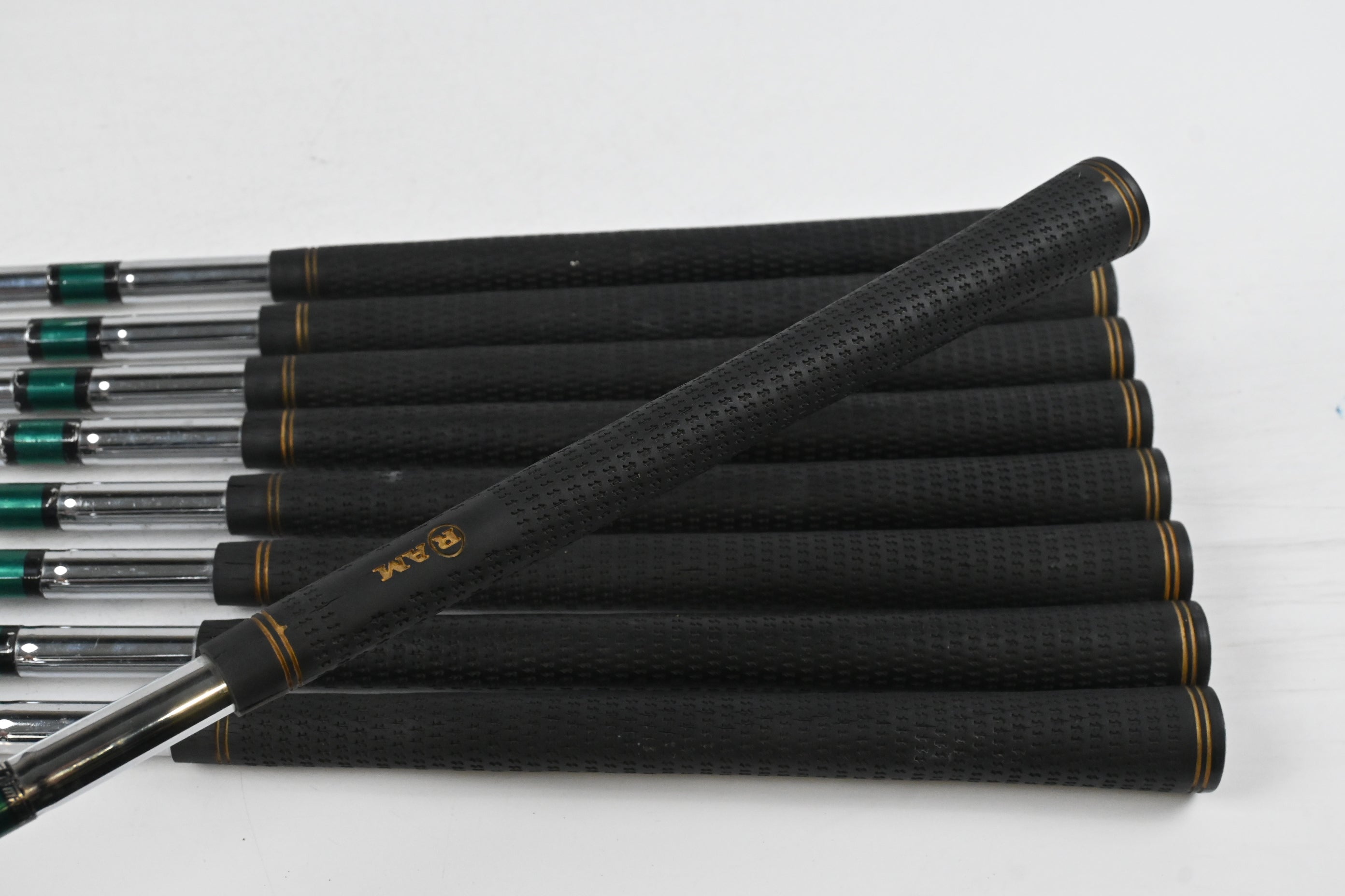 Wilson Concept II Irons / 3-PW+SW / Uniflex Ram Shafts