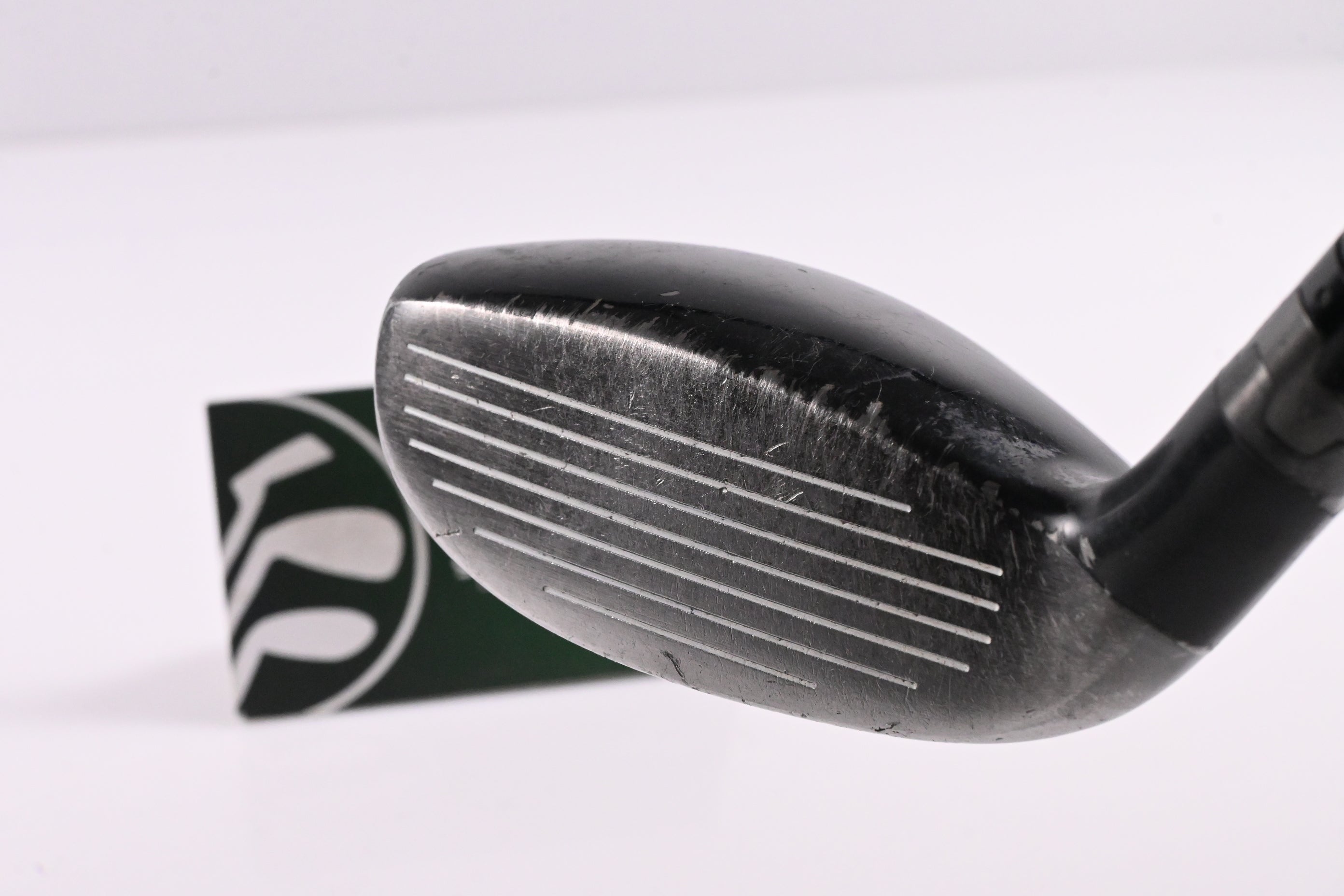 Titleist 910H #3 Hybrid / 19 Degree / Stiff Flex Diamana 'ahina 90 Shaft