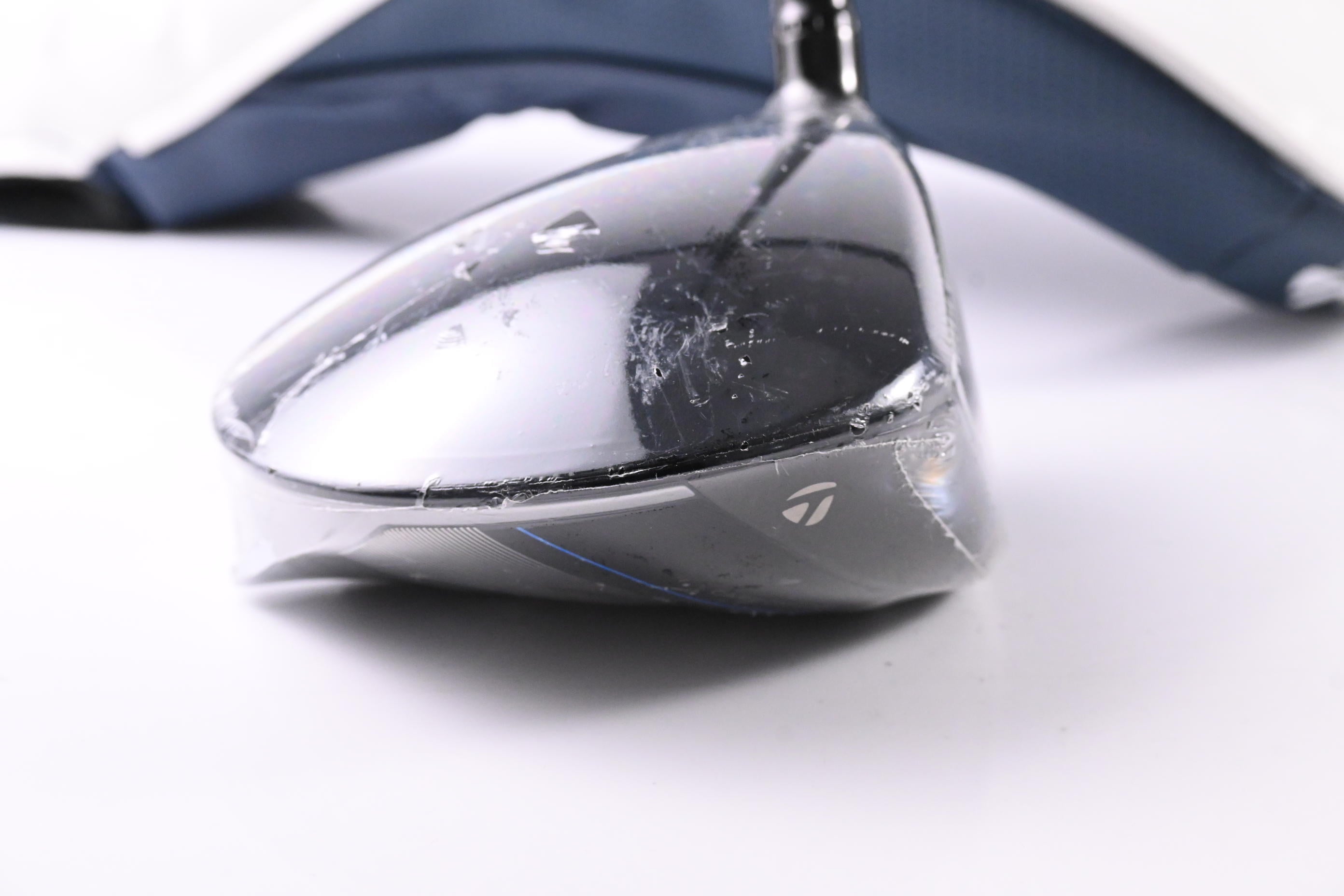 Taylormade Qi10 LS Driver / 10.5 Degree / Stiff Flex Tensei AV Limited Black 65 Shaft