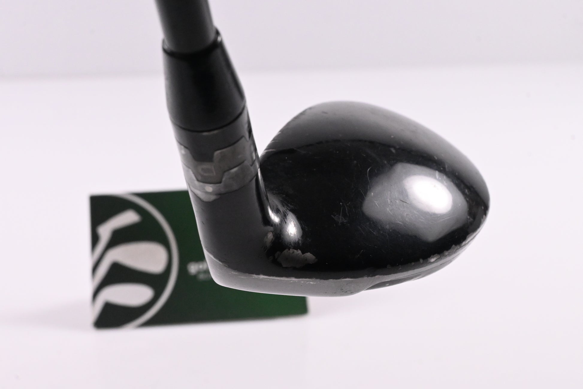 Titleist 910H #3 Hybrid / 19 Degree / Stiff Flex Diamana 'ahina 90 Shaft