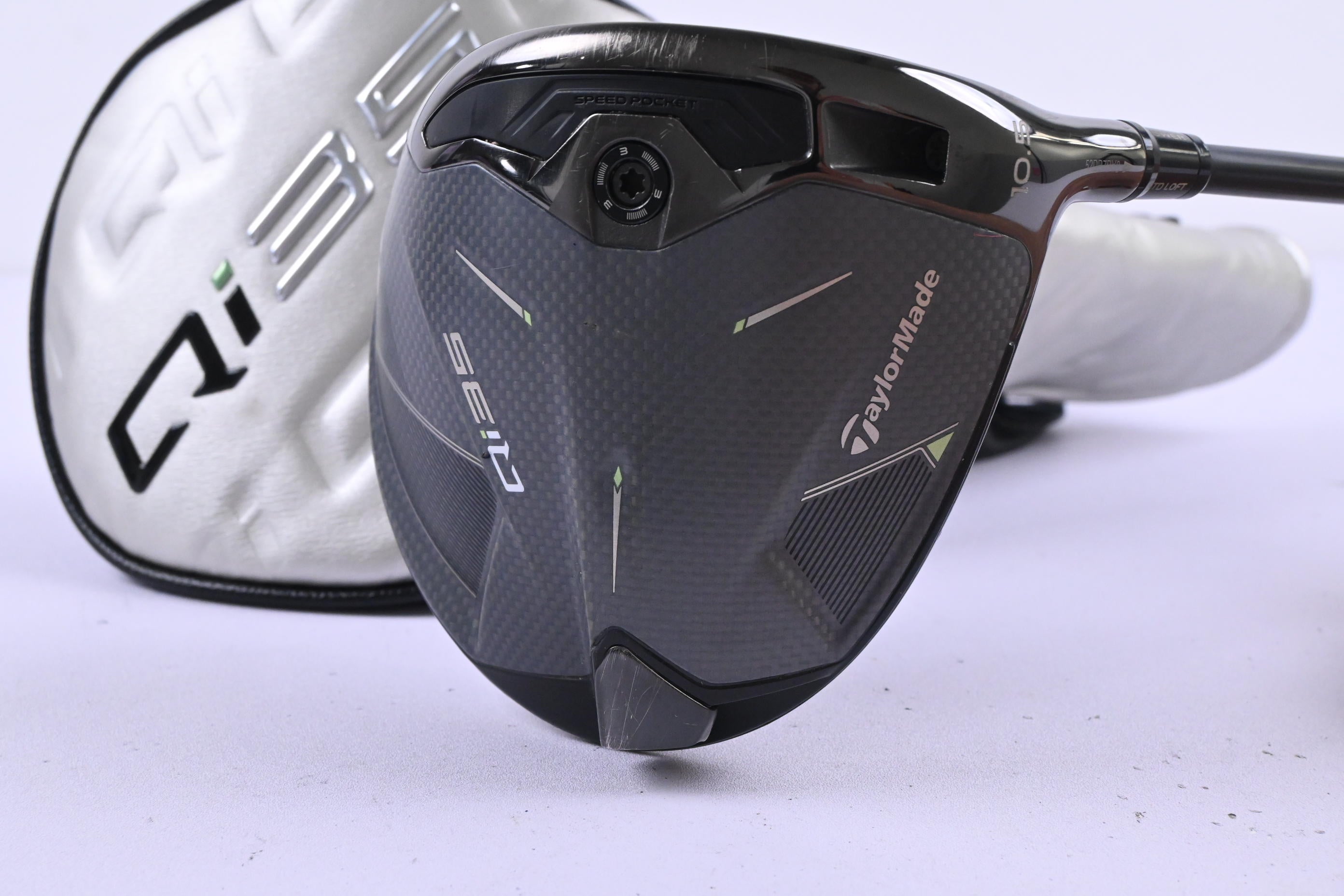Taylormade Qi35 Driver / 10.5 Degree / Stiff Flex Project X Cypher 2.0 50
