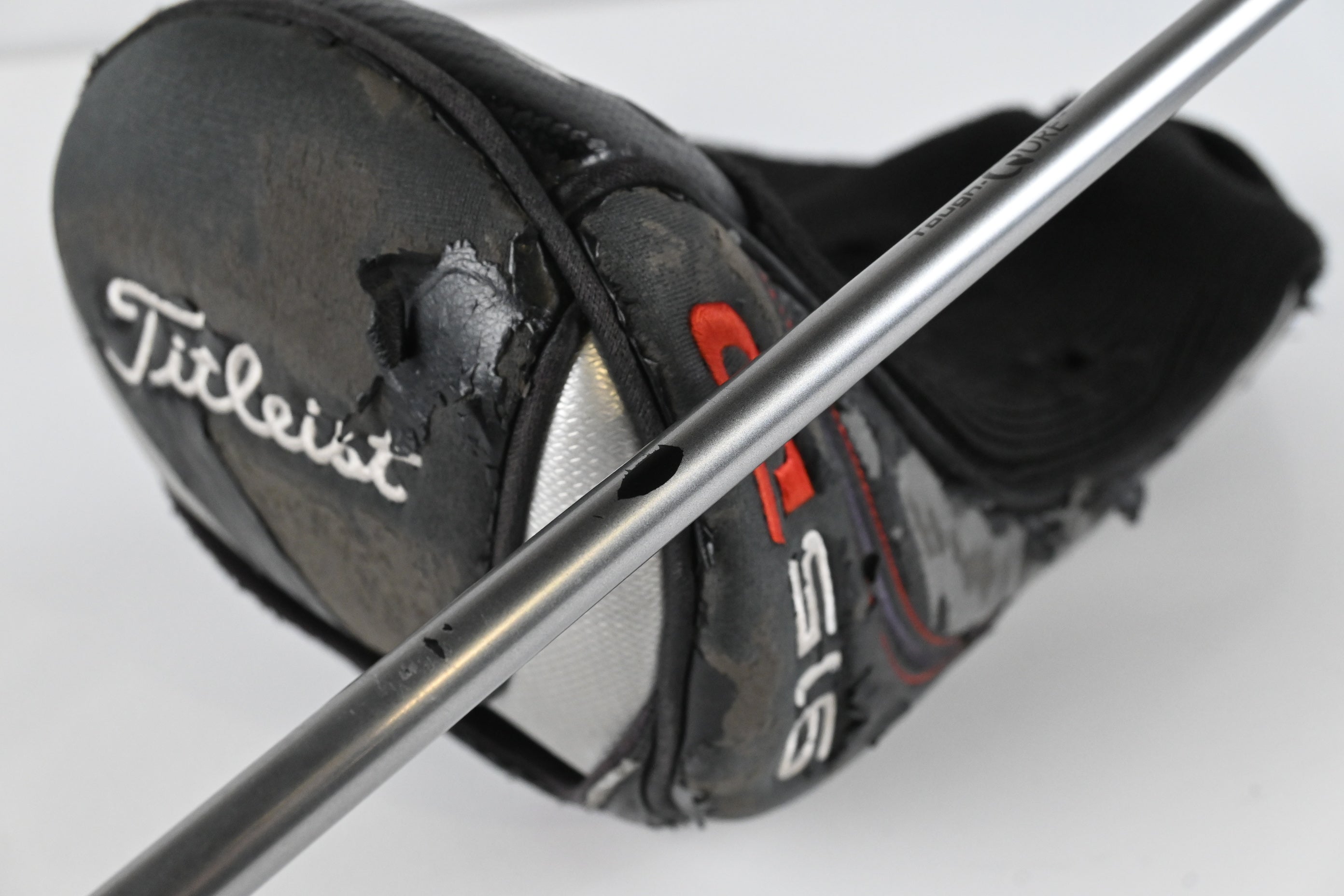 Titleist 915 D2 Driver / 9.5 Degree / Stiff Flex Diamana S+ 60 Shaft