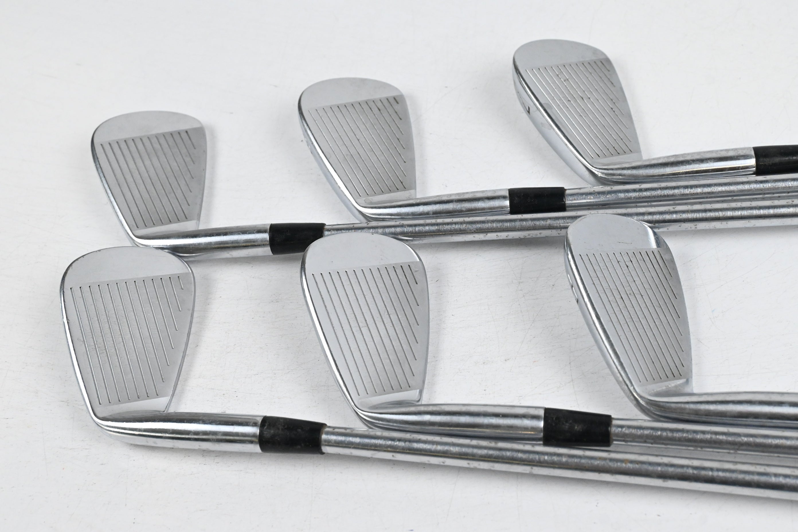 Mizuno Pro 223 / 221 Combo Irons / 5-PW / X-Flex Project X LS 125 Shafts