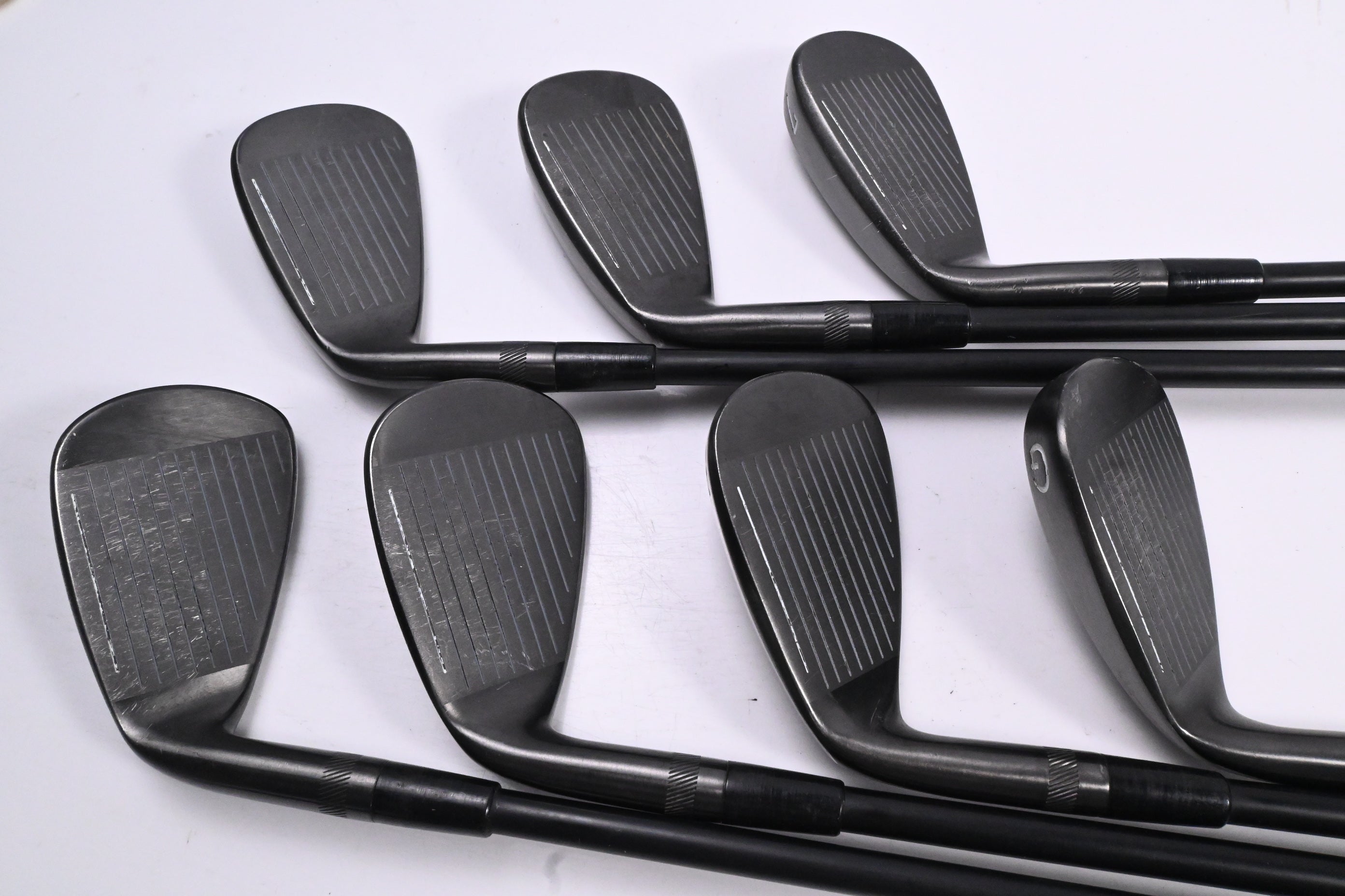 Sub 70 699 Pro V2 Irons / 5-PW+GW / Regular Flex Project X Shafts