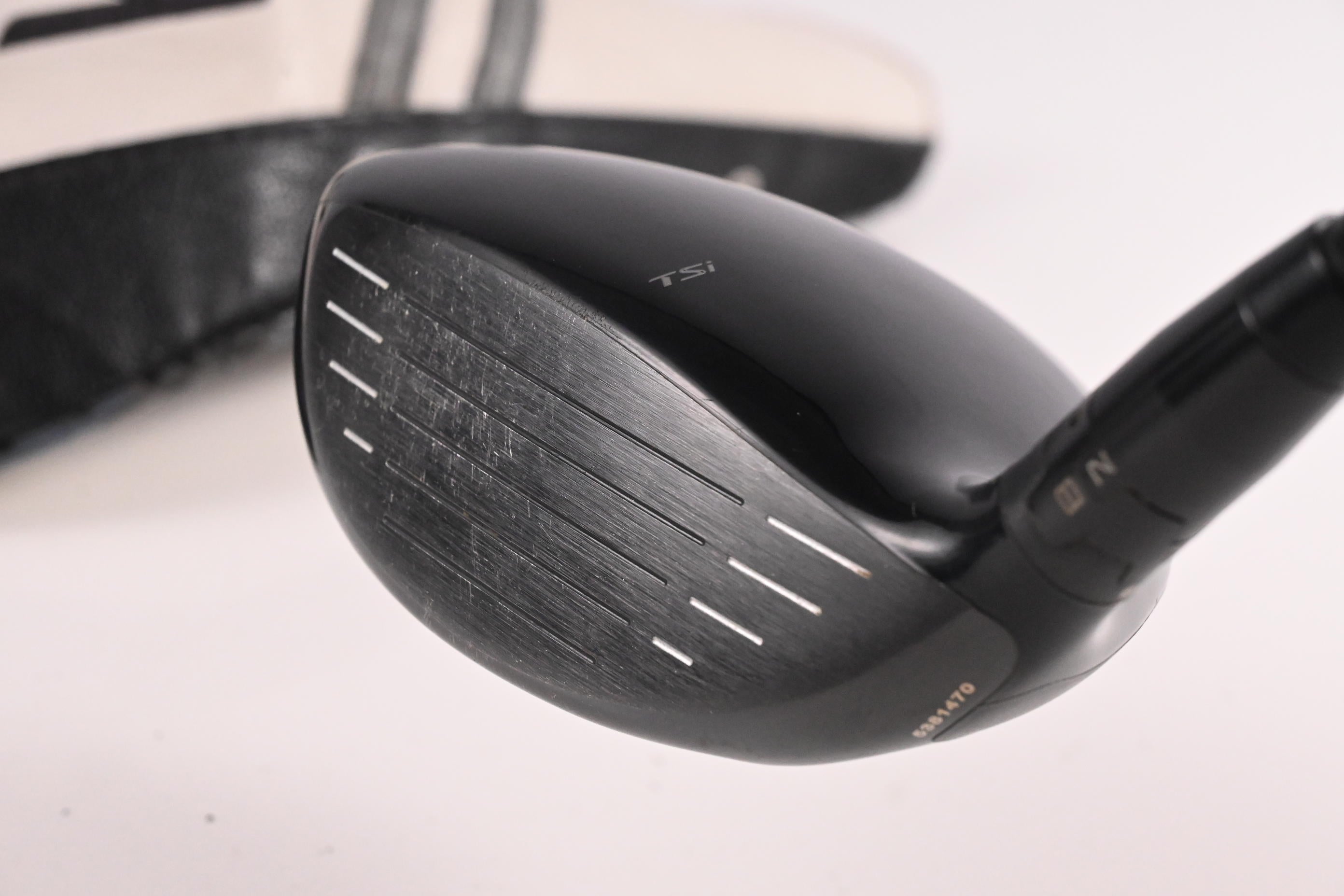 Titleist TSi2 #3 Wood / 15 Degree / X-Flex Mitsubishi Tensei AV White 75 Shaft