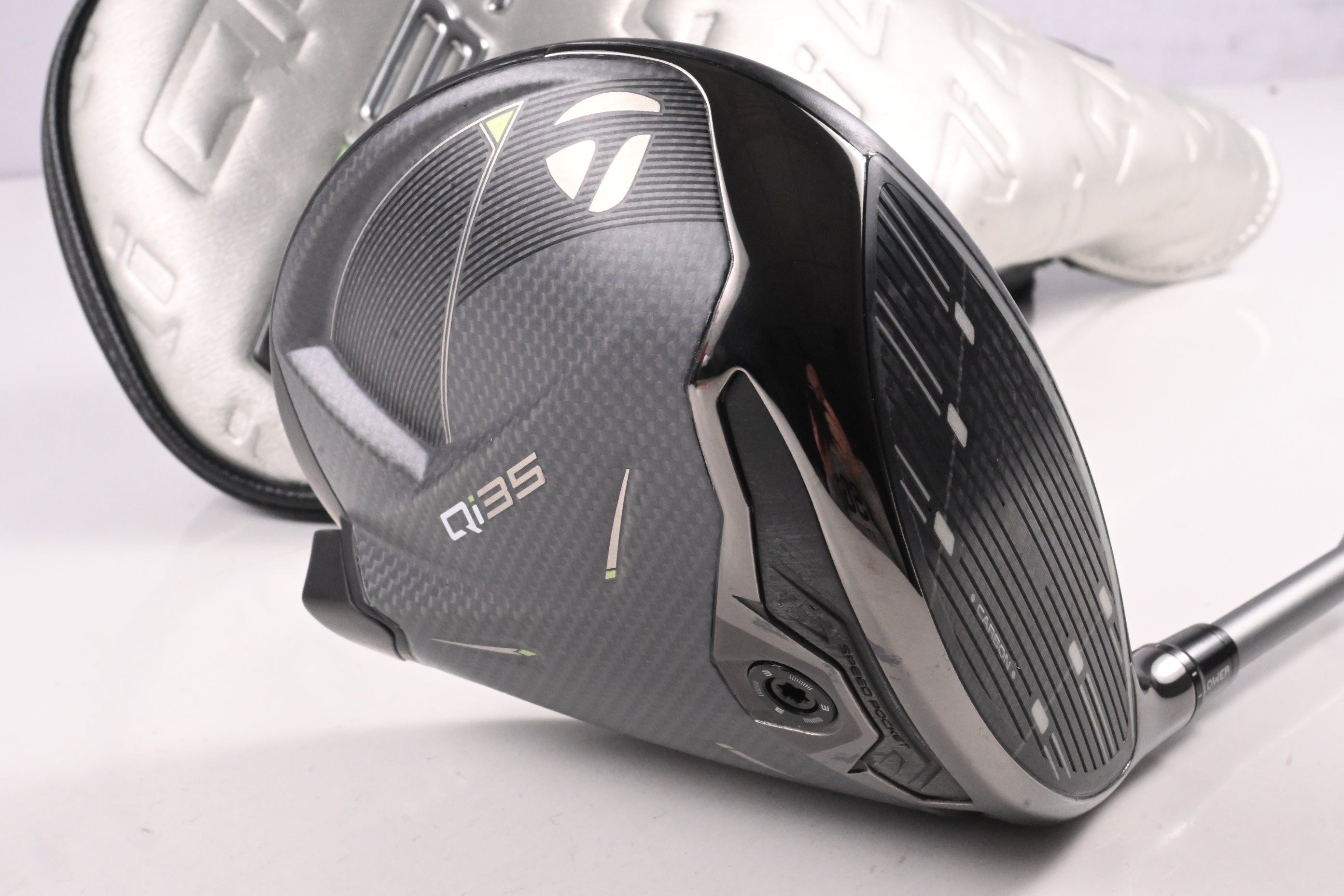 Taylormade Qi35 Driver / 10.5 Degree / Stiff Flex AirSpeeder 50 Shaft