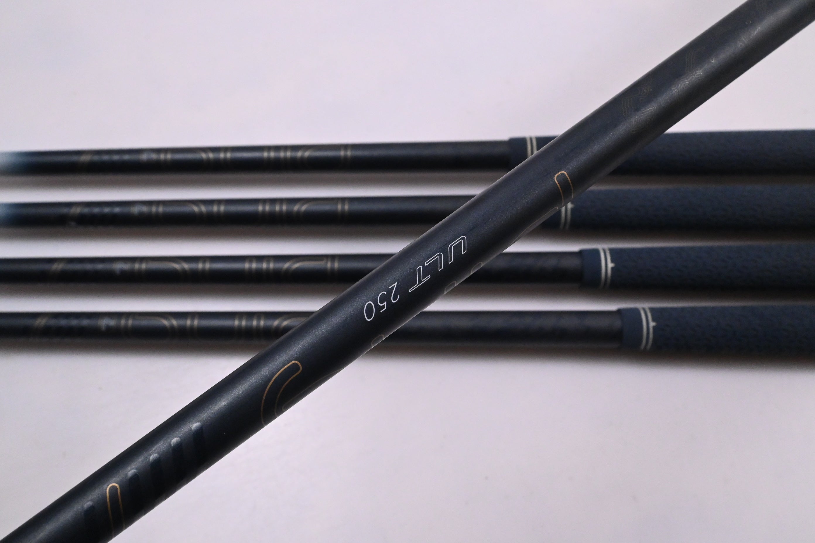 Ping G Le3 Irons / 6-PW / Blue Dot / Ladies Flex Ping ULT250 Shafts