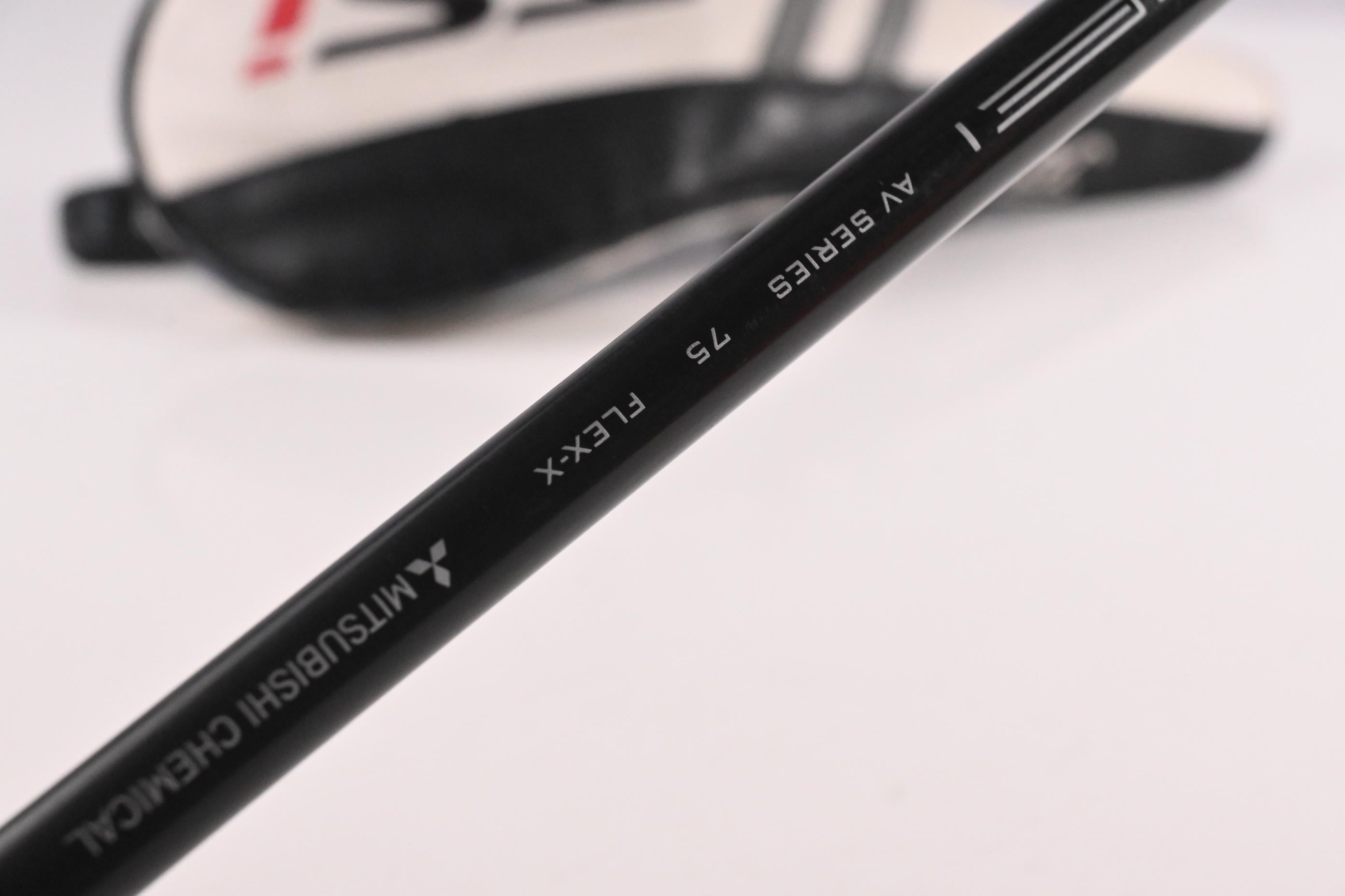 Titleist TSi2 #3 Wood / 15 Degree / X-Flex Mitsubishi Tensei AV White 75 Shaft