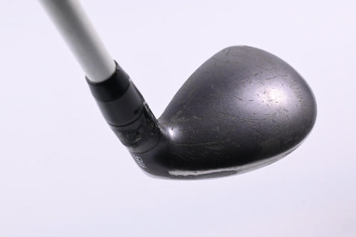 Titleist 816 H2 #3 Hybrid / 19 Degree / Stiff Flex Aldila Rogue Silver 85 Shaft