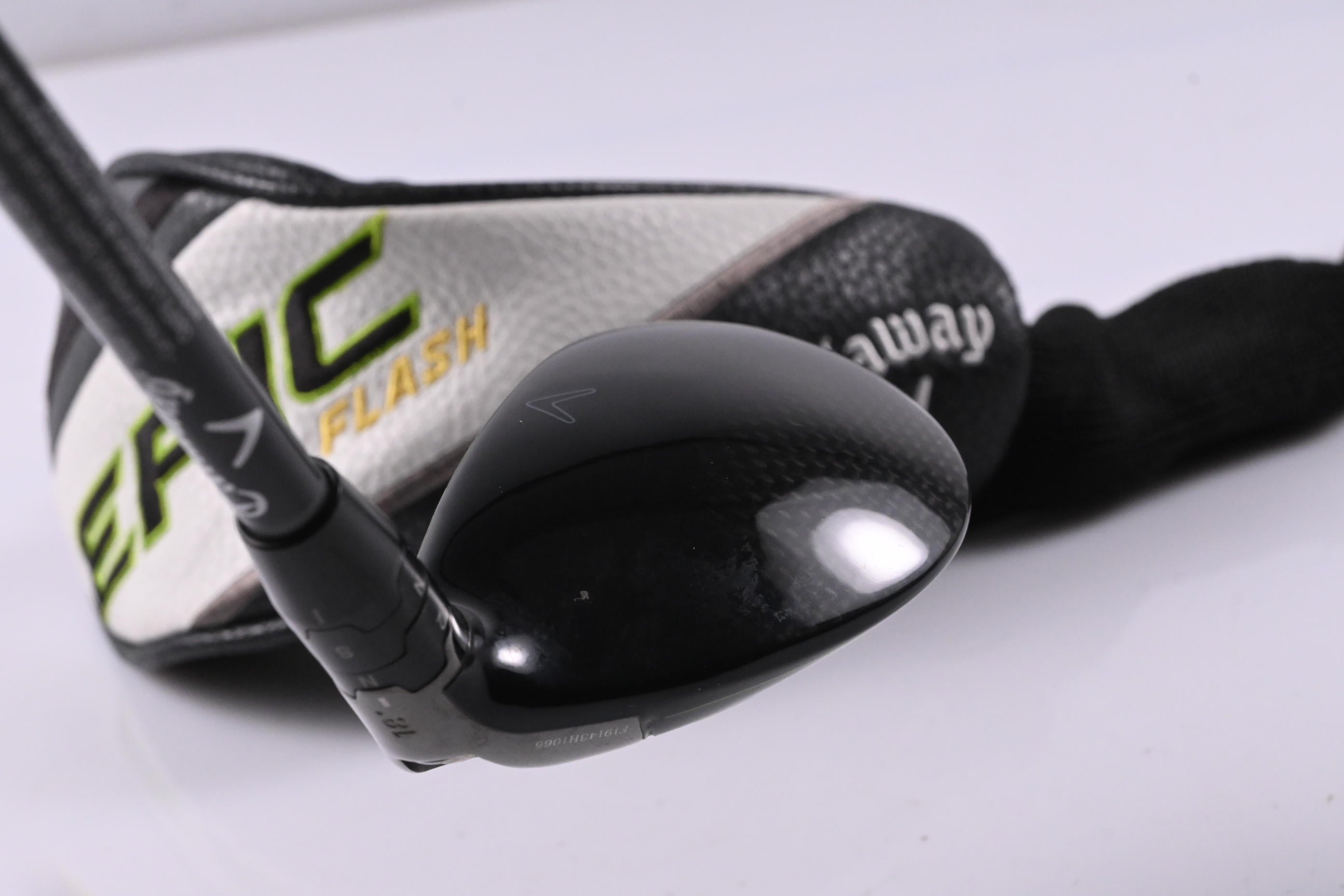 Callaway Epic Flash #3 Hybrid / 18 Degree / Regular Flex Catalyst 65 Shaft