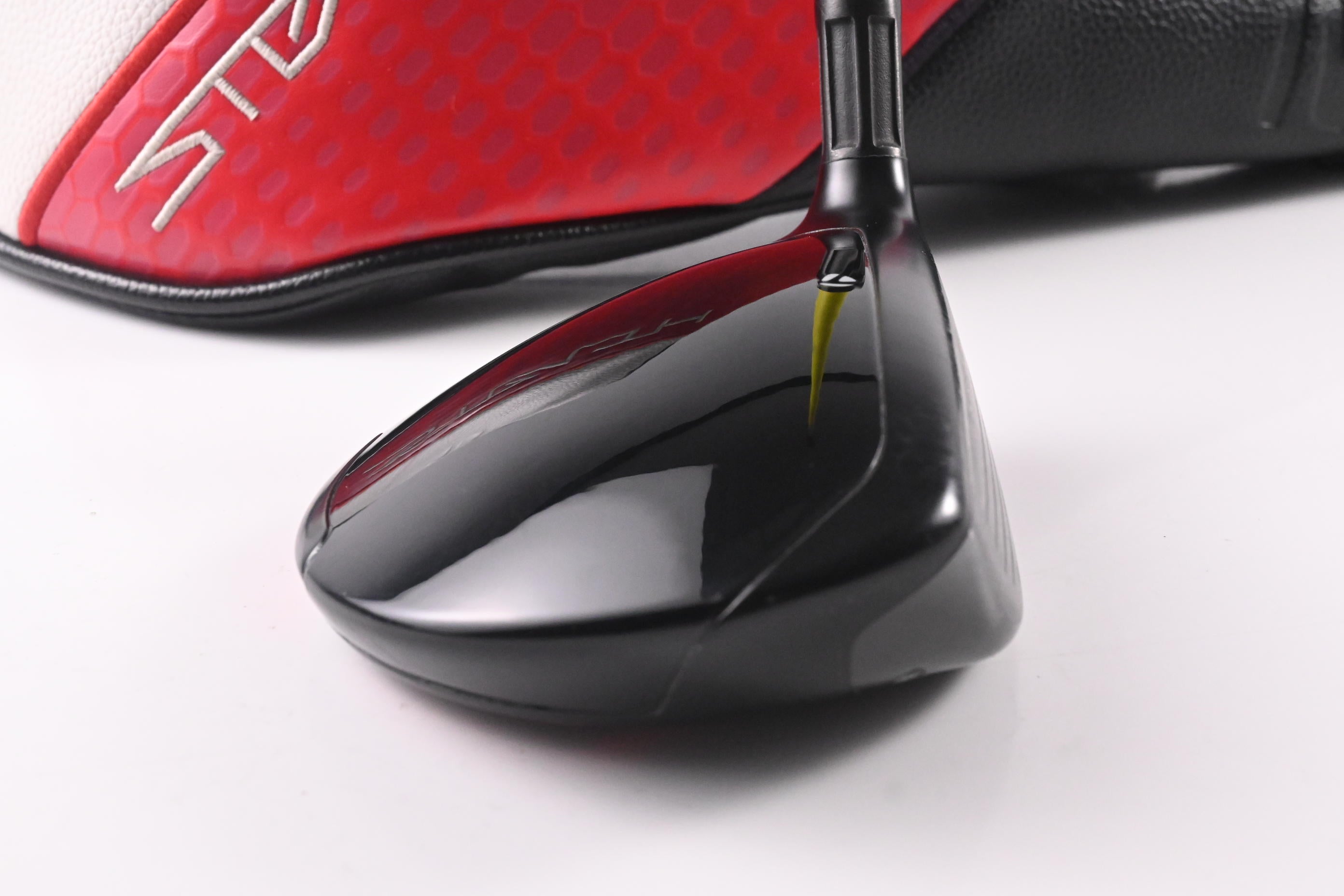 Taylormade Stealth 2 #3 Wood / 15 Degree / Stiff Flex UST Proforce V2 Yellow 7