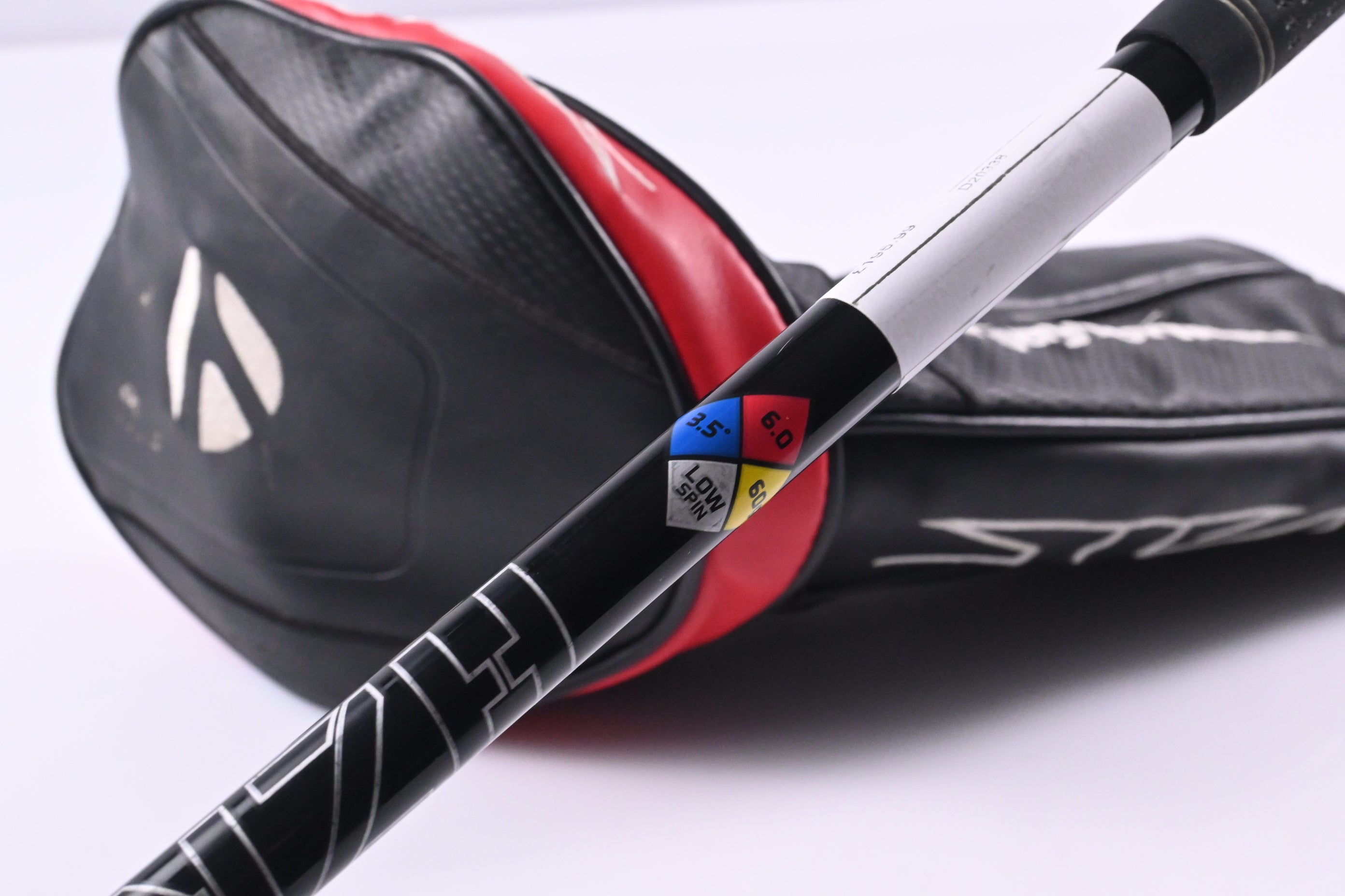 Taylormade Stealth HD Driver / 10.5 Degree / Stiff Flex HZRDUS Smoke RDX 60 Shaft