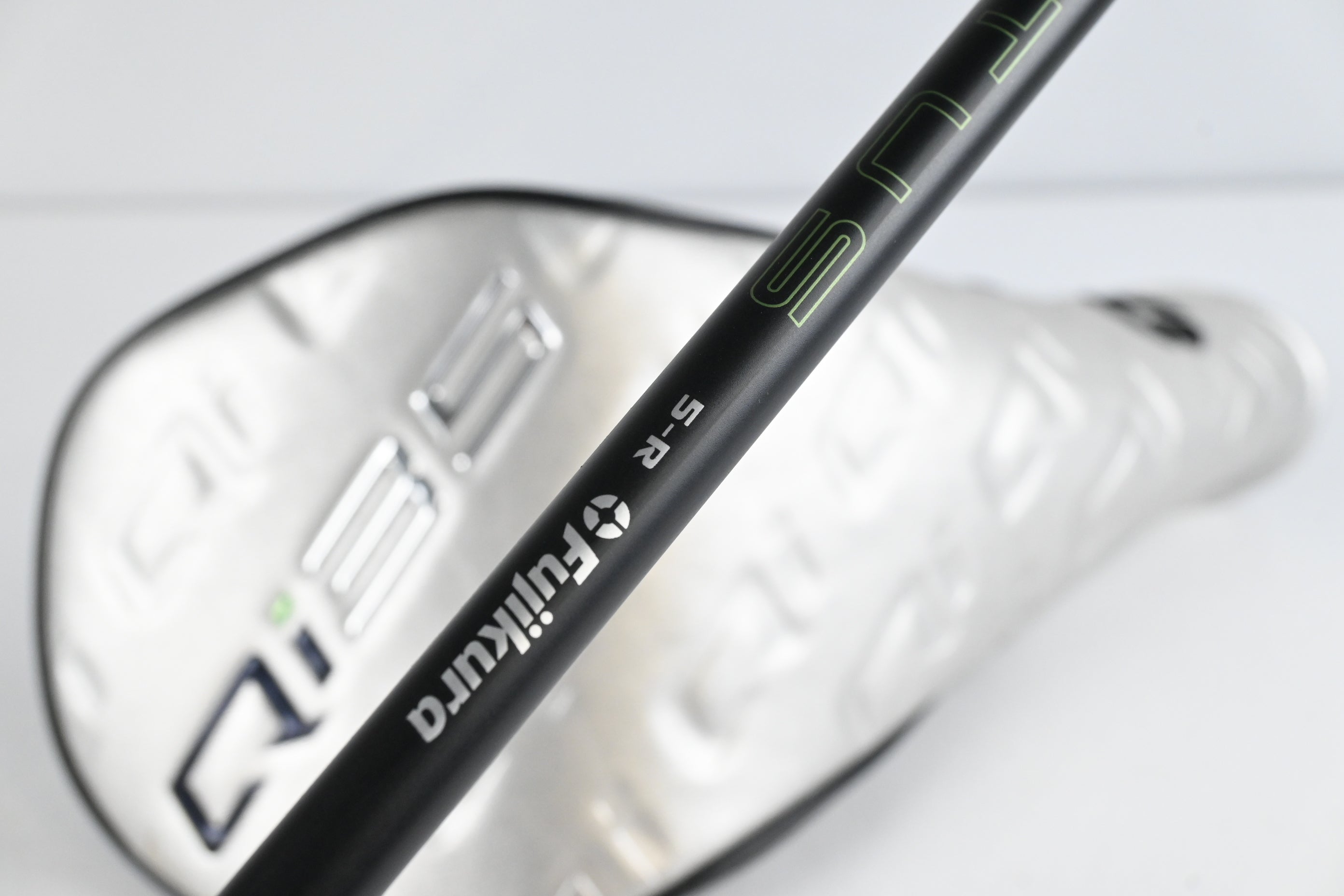 Taylormade Qi35 Driver / 9 Degree / Regular Flex Fujikura Ventus Blue 5 Shaft