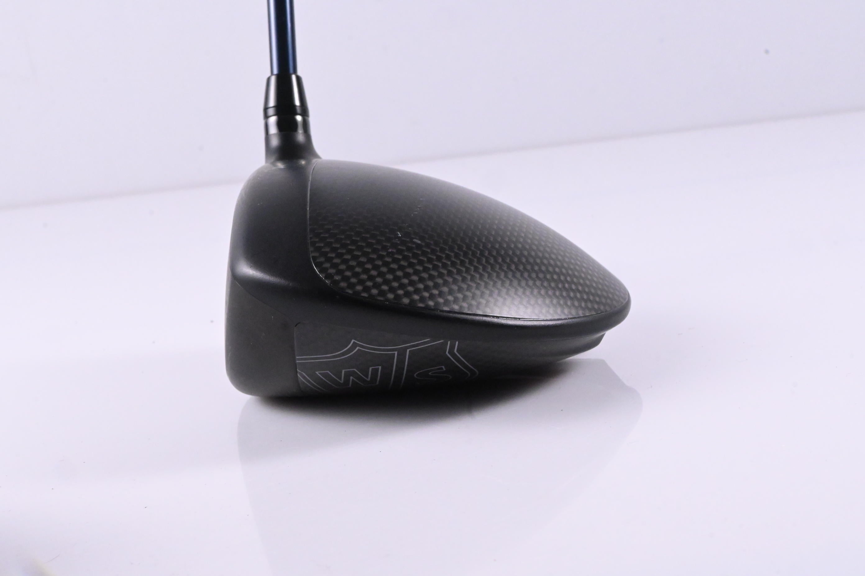 Left Hand Wilson Dynapower Carbon Driver / 9 Degree / Stiff Flex Ventus Blue 6