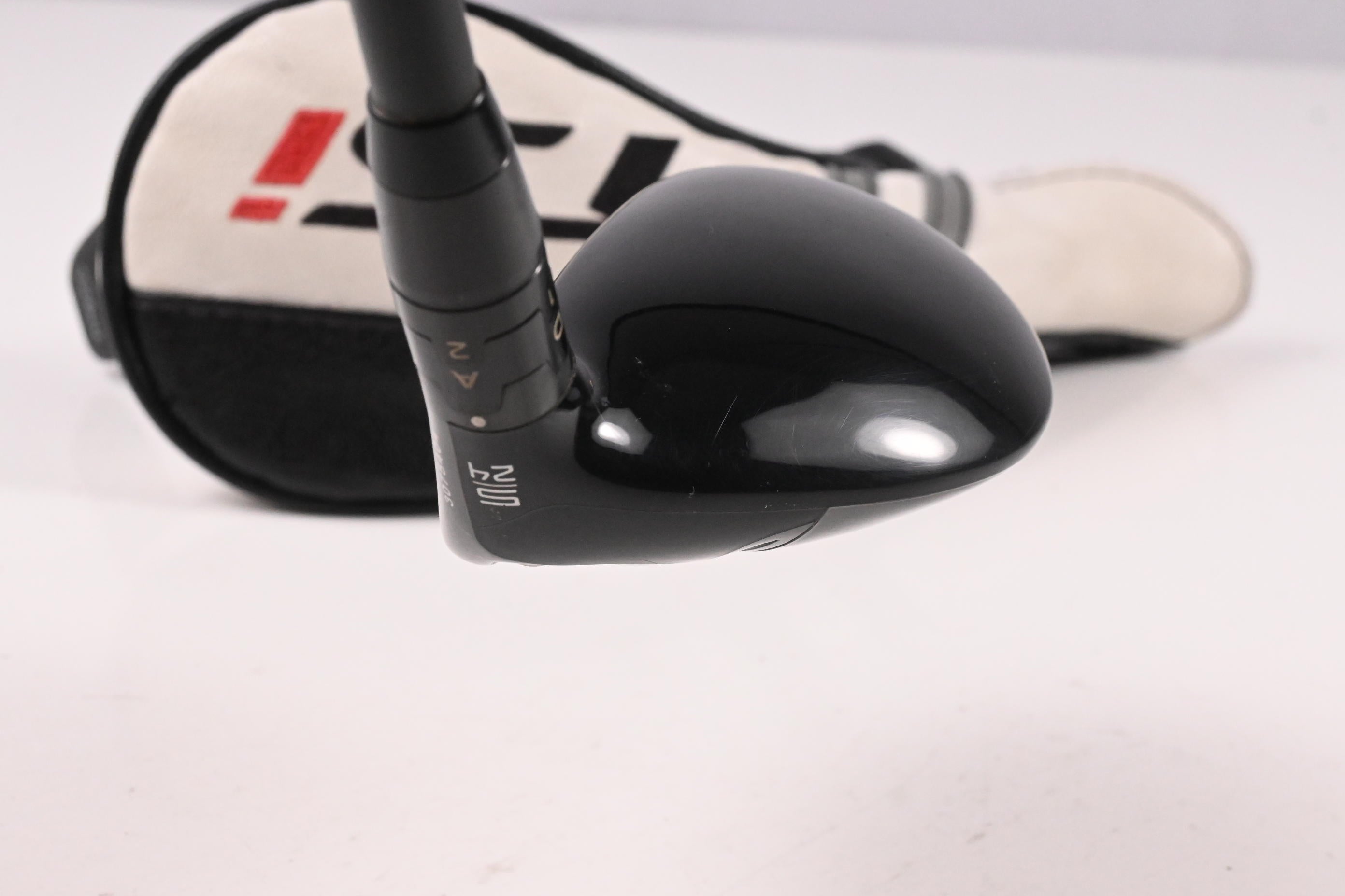 Titleist TSi2 #5 Hybrid / 24 Degree / Regular Flex Kuro Kage 5th Gen Black 55