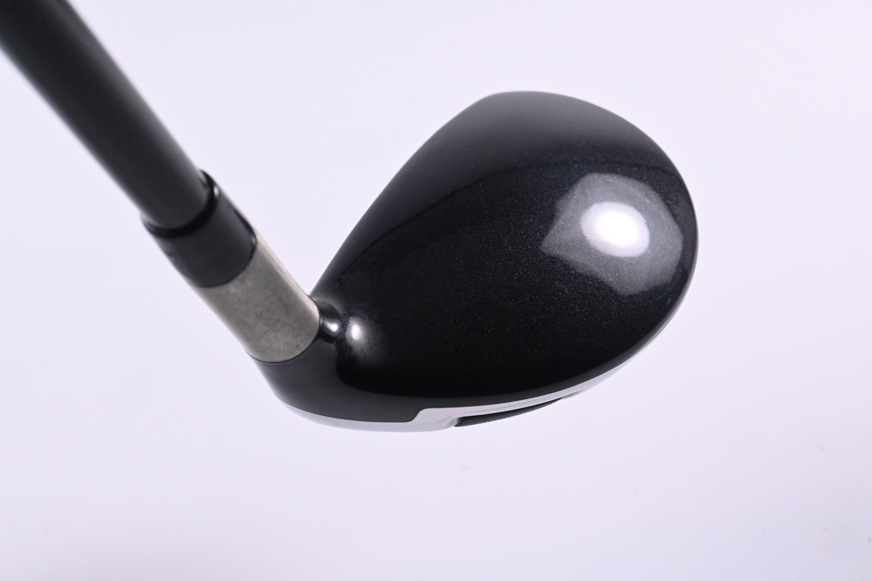 Titleist 909H #3 Hybrid / 21 Degree / Stiff Flex Aldila VooDoo Shaft