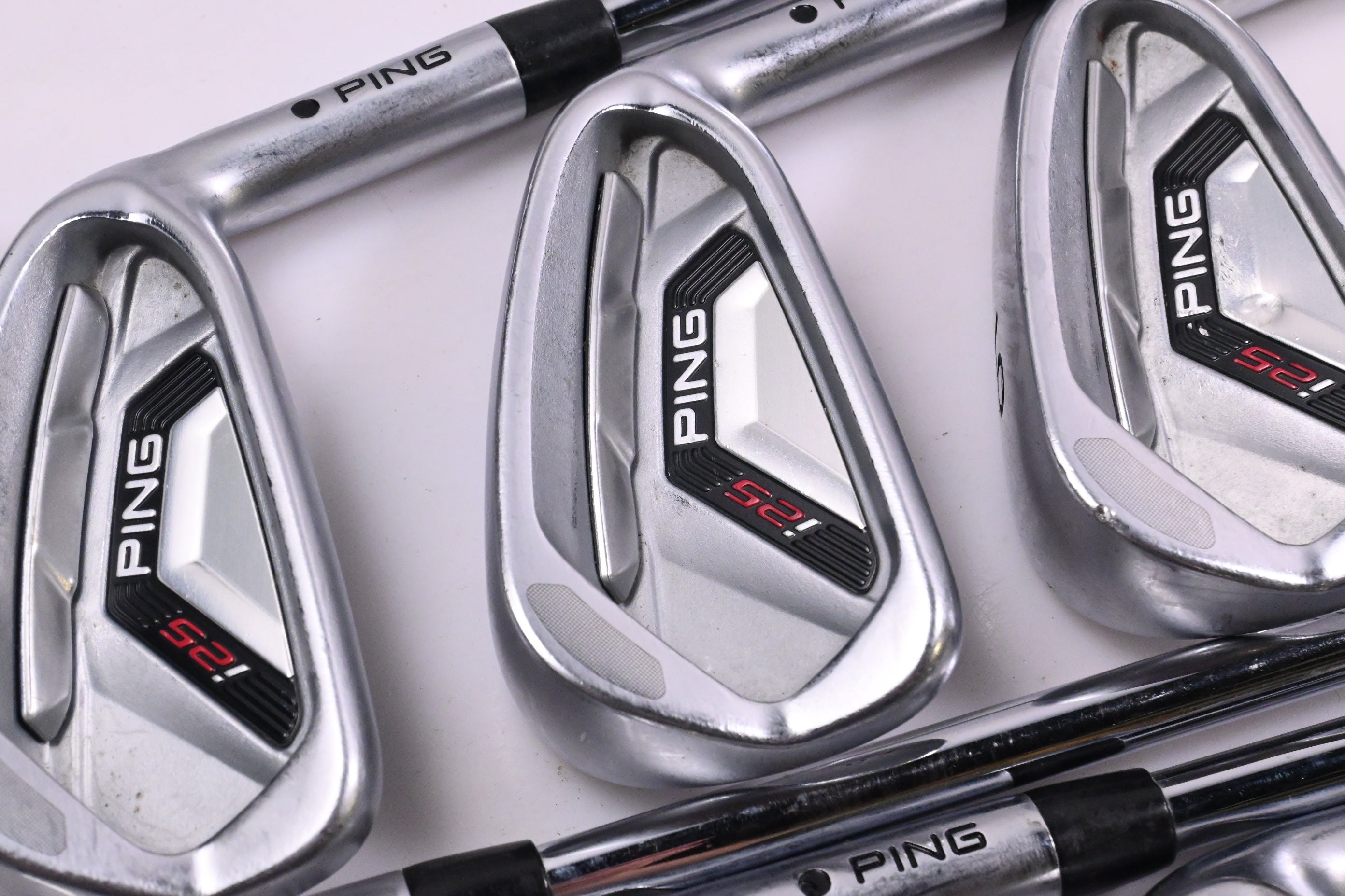 Ping i25 Irons / 4-PW / Black Dot / Stiff Flex Ping CFS Shafts