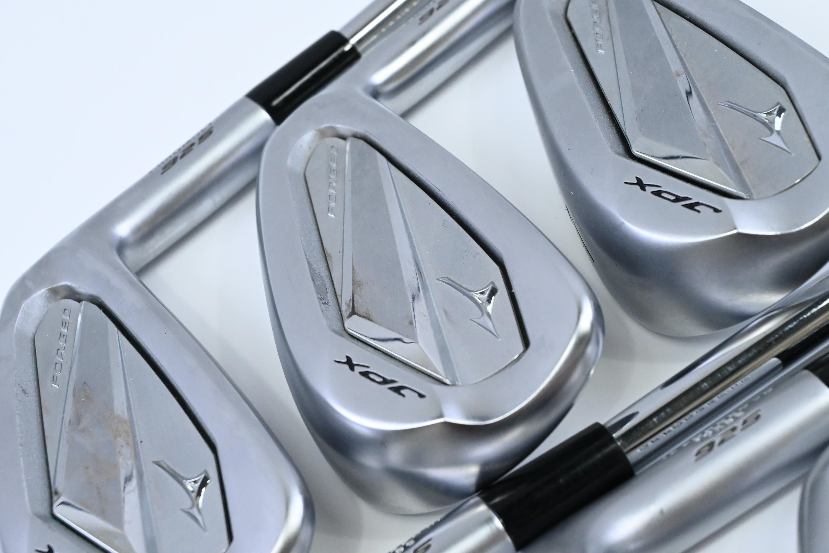 Mizuno JPX 925 Forged Irons / 5-PW / Stiff Flex NS Pro Modus3 Tour 105 Shafts