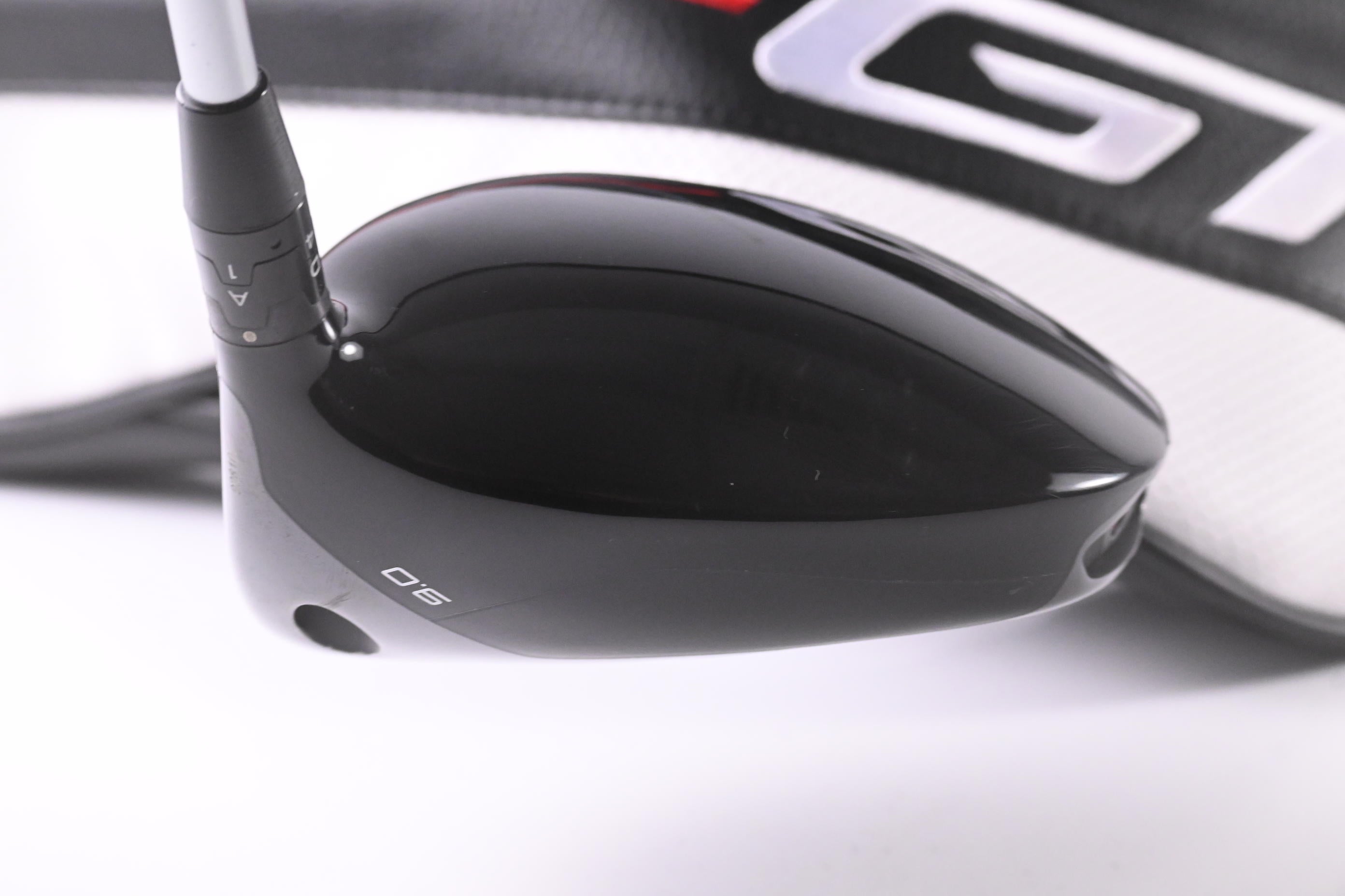 Titleist GT2 Driver / 9 Degree / Regular Flex Fujikura Air Speeder 40 Shaft
